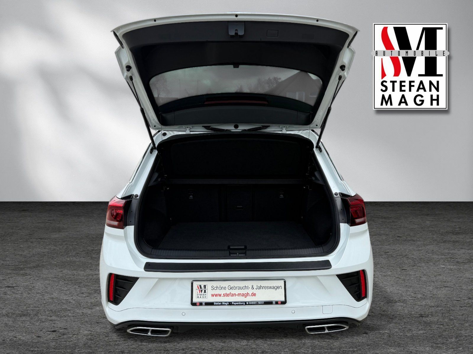 Volkswagen T-Roc 2.0 TDI R-Line - Samsaru's Car Outlet