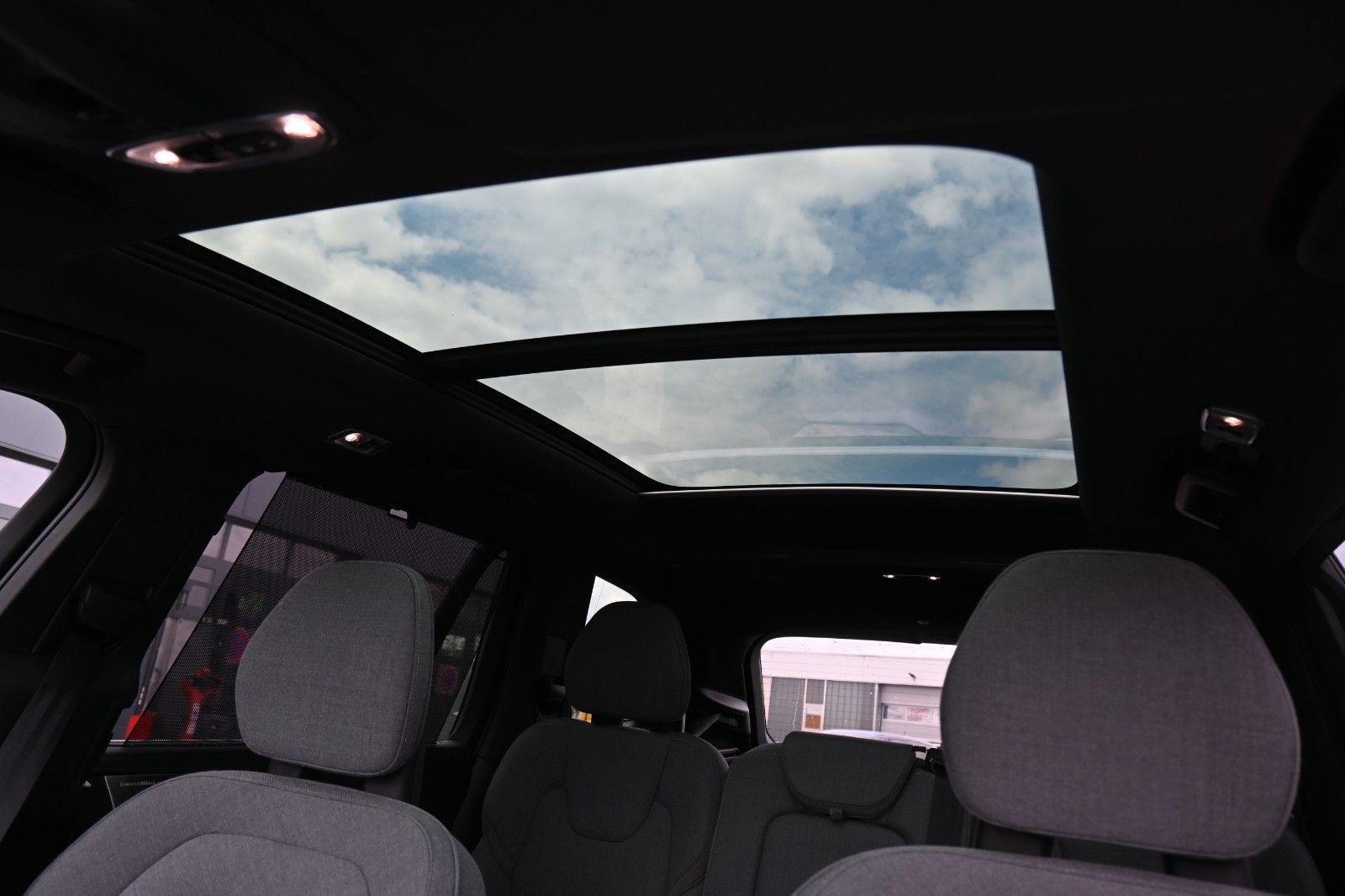 Volvo XC90 B5D AWD Inscription*LUFT*STDHZG*360*AHK*ACC