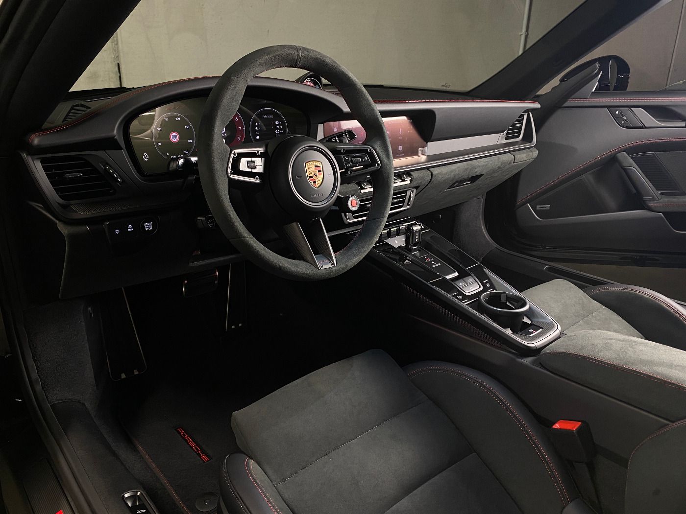 Porsche 992 (911) Carrera 4 GTS Cabrio | Liftsystem |