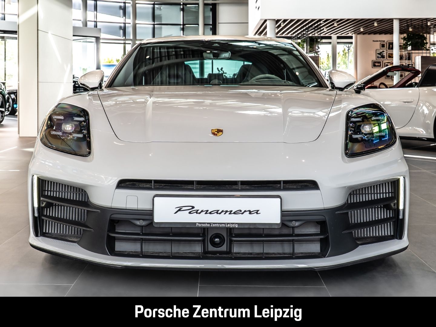 Porsche Panamera 4S E-Hybrid Sportabgas HA-Lenkung HUD