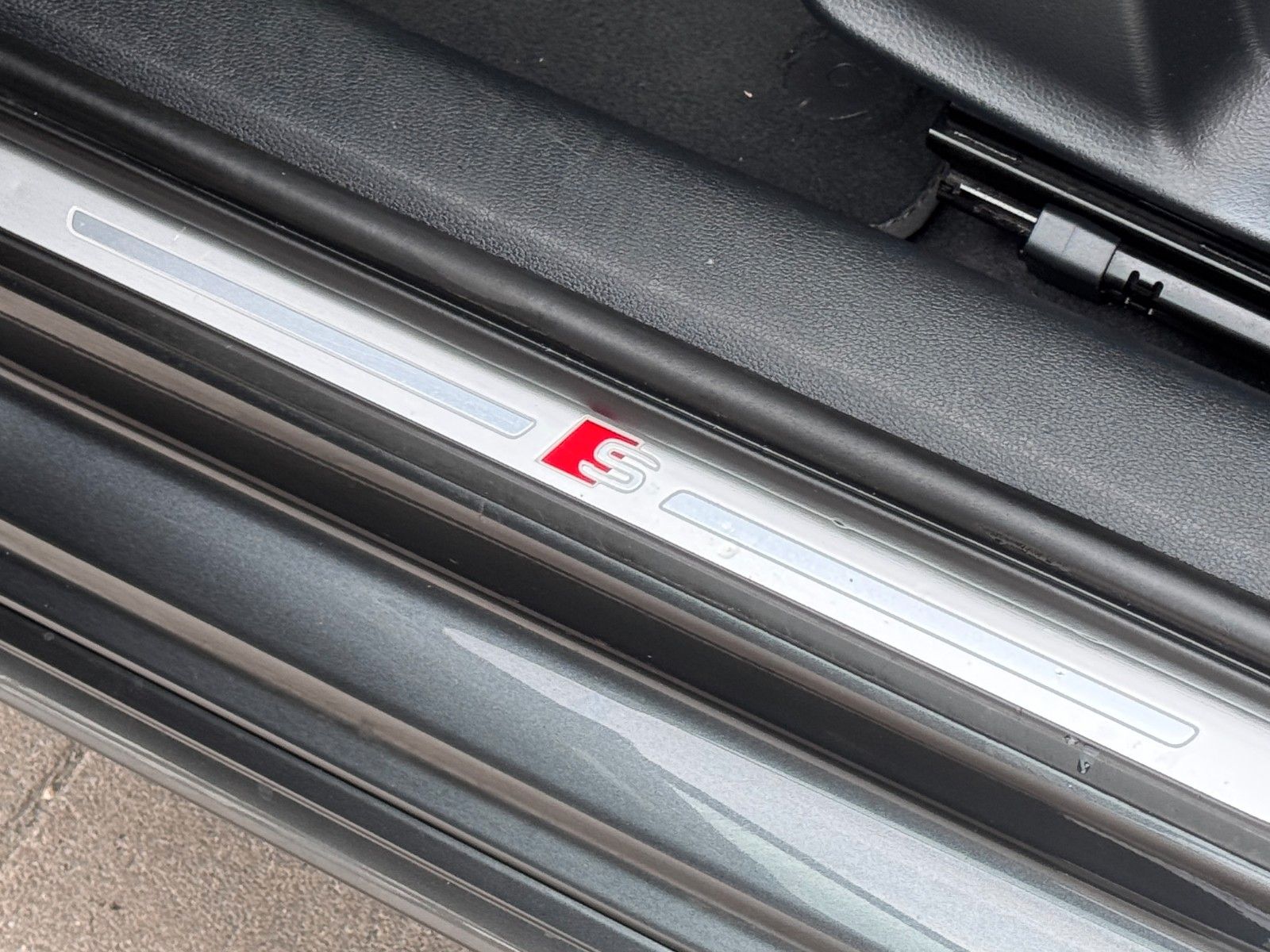 Audi A4 Av. 40 TDI S line S-Tr. - Samsaru's Car Outlet