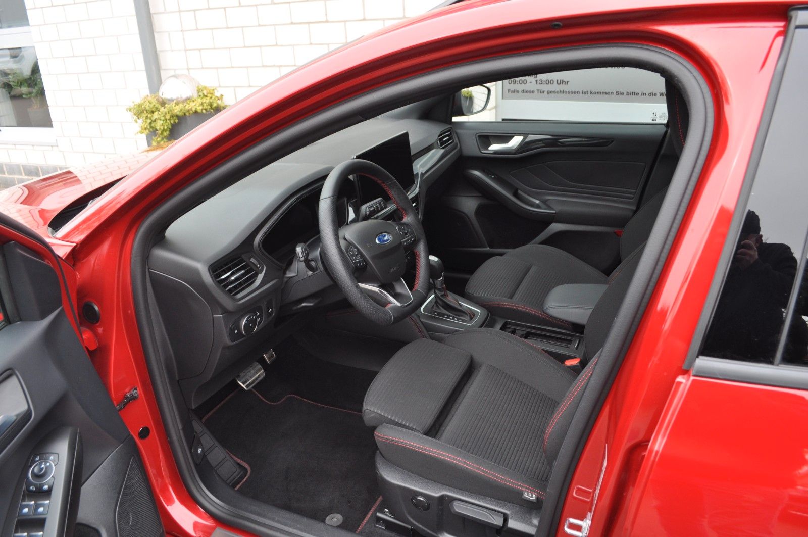 Ford Focus Turnier ST-LINE X/AUT/LED-MATRIX/PANODACH
