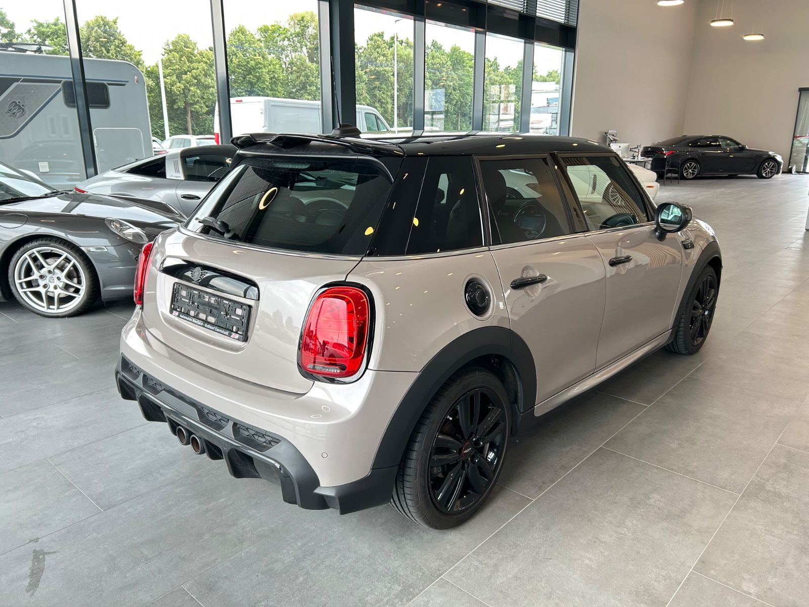 MINI Cooper S John Cooper Works - Samsaru's Car Outlet