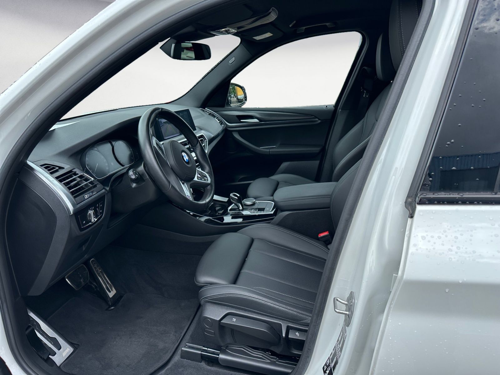 BMW X3 xDrive20i M Sportpaket - Samsaru's Car Outlet