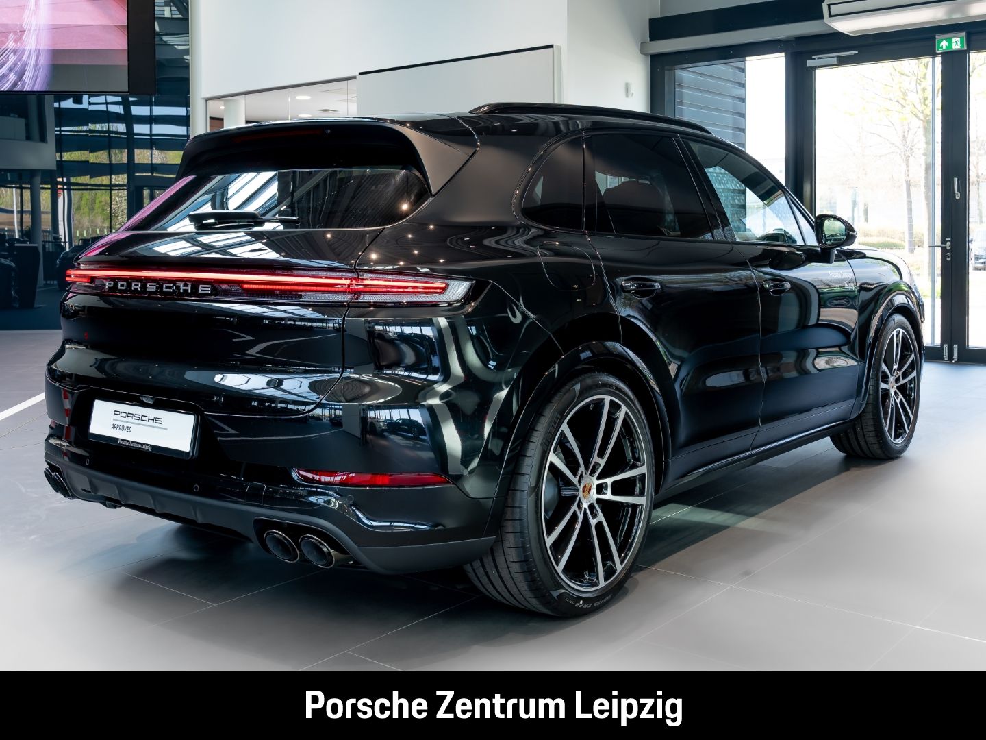 Porsche Cayenne HD-Matrix SportDesign Massage AHK HeadUp