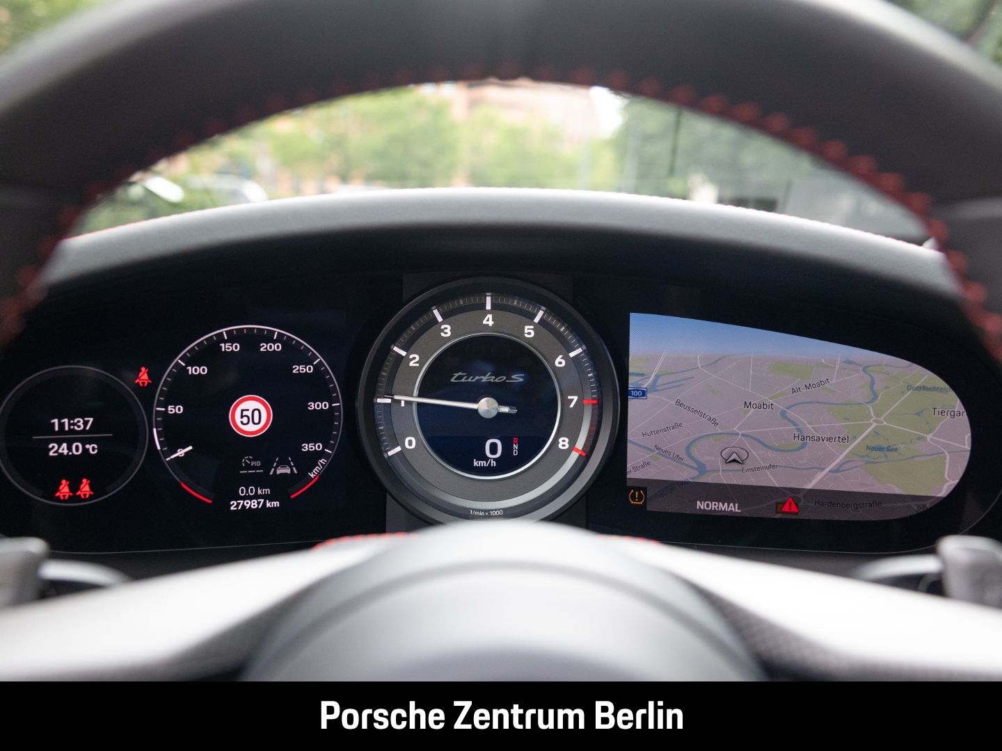 Porsche 992 911 Turbo S Cabriolet Burmester LED-Matrix