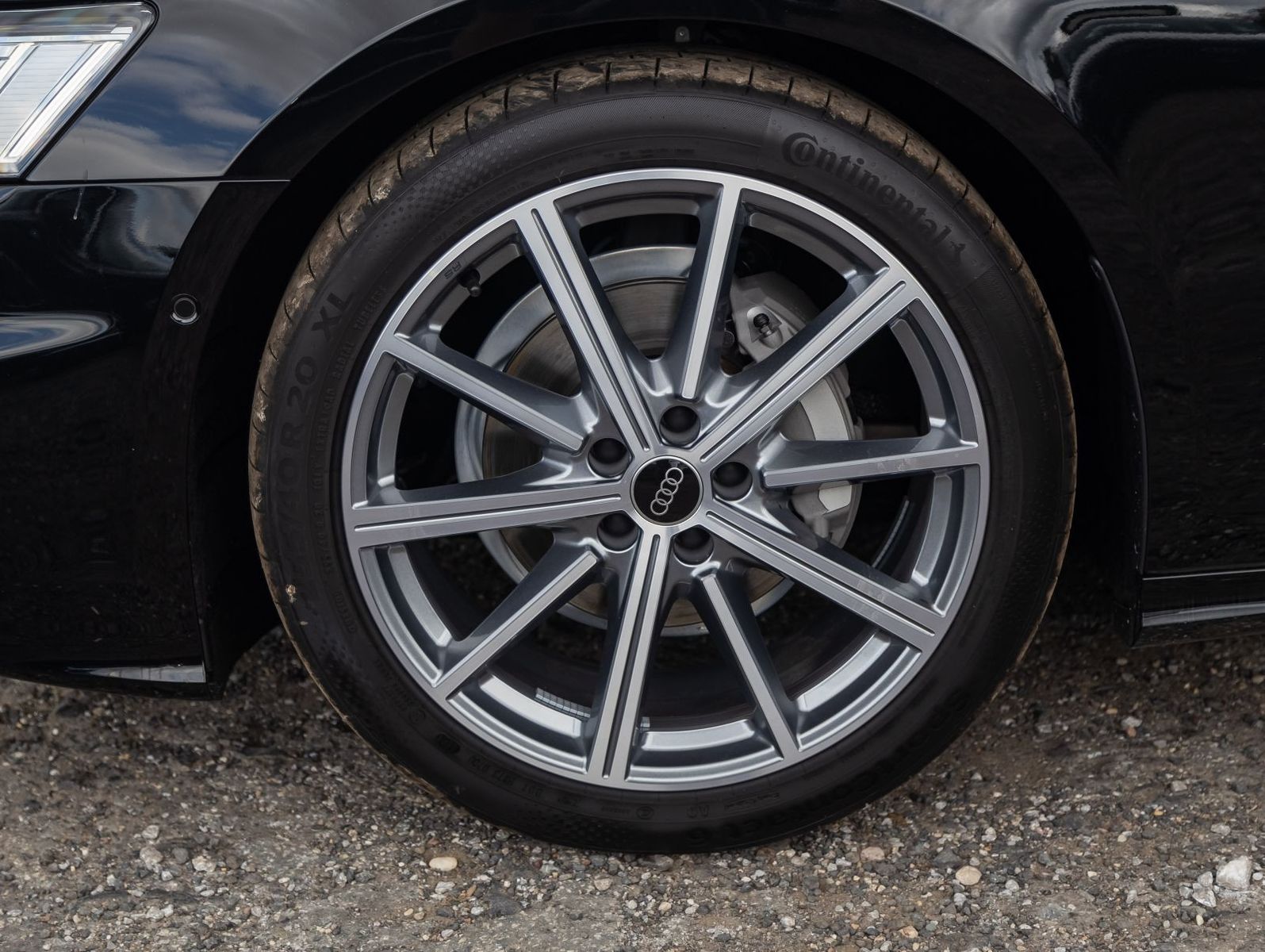 Audi A6 Avant S line 40TDI Stronic - Samsaru's Car Outlet