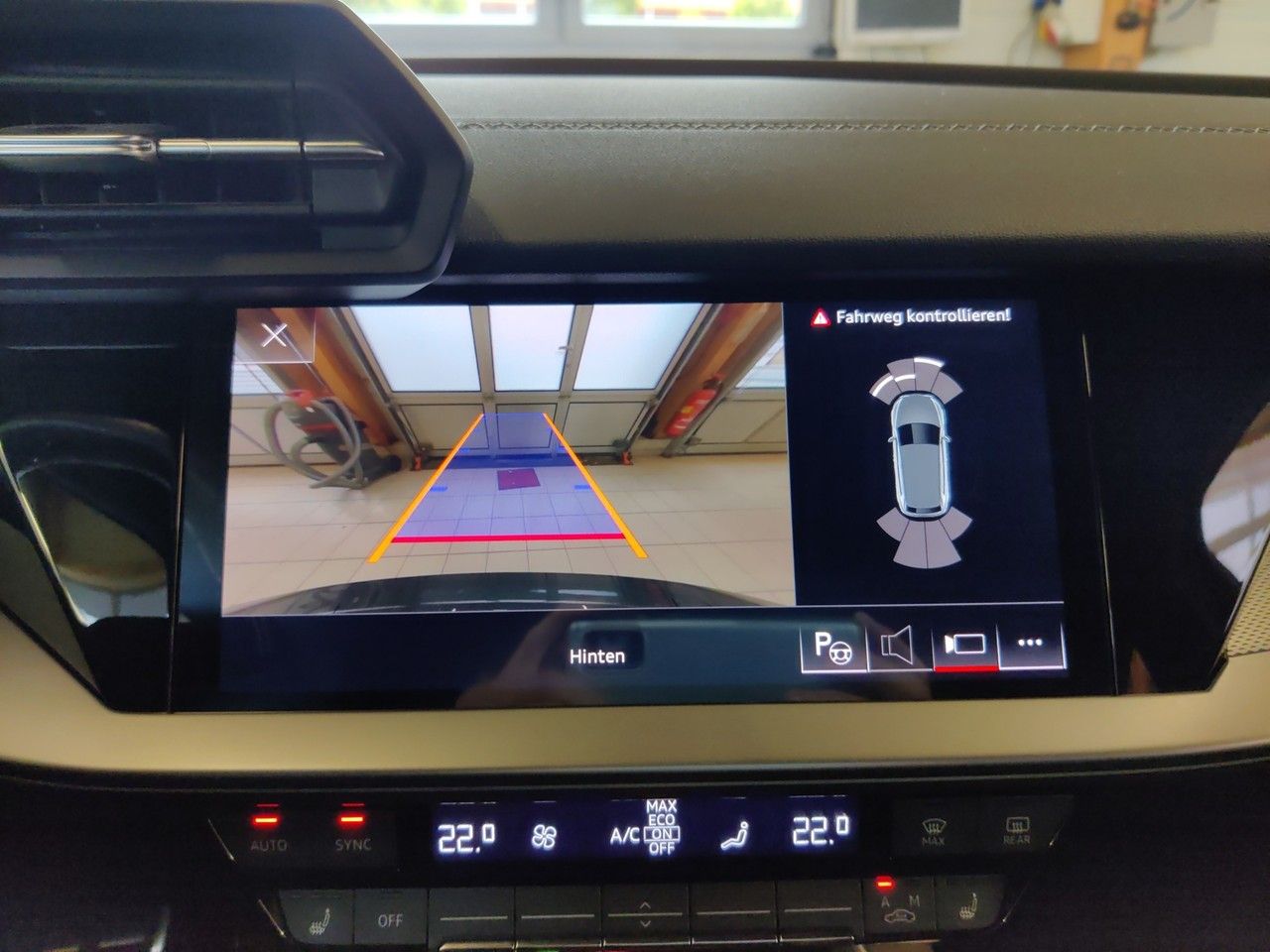 Audi A3 Sportback 45 TFSI e S tronic S line, Matrix