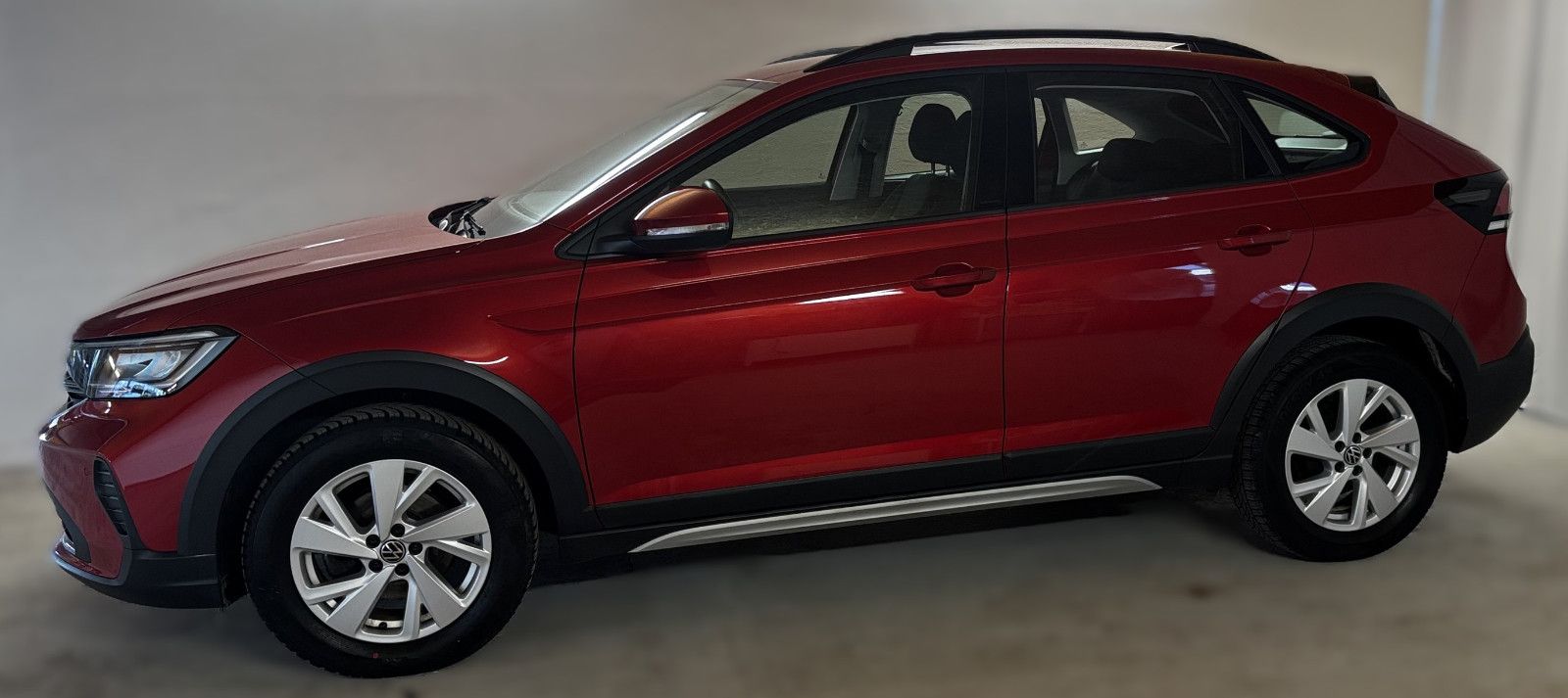 Volkswagen Taigo 1.0 TSI Life - Samsaru's Car Outlet