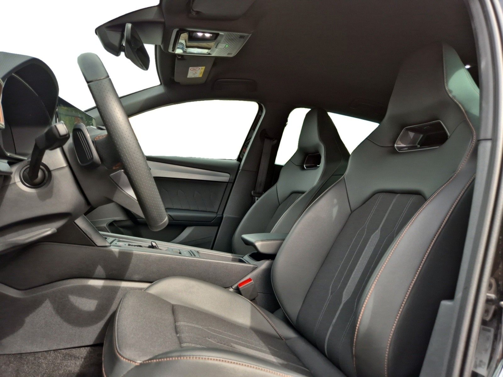Cupra Leon 1.5 eTSI - Samsaru's Car Outlet