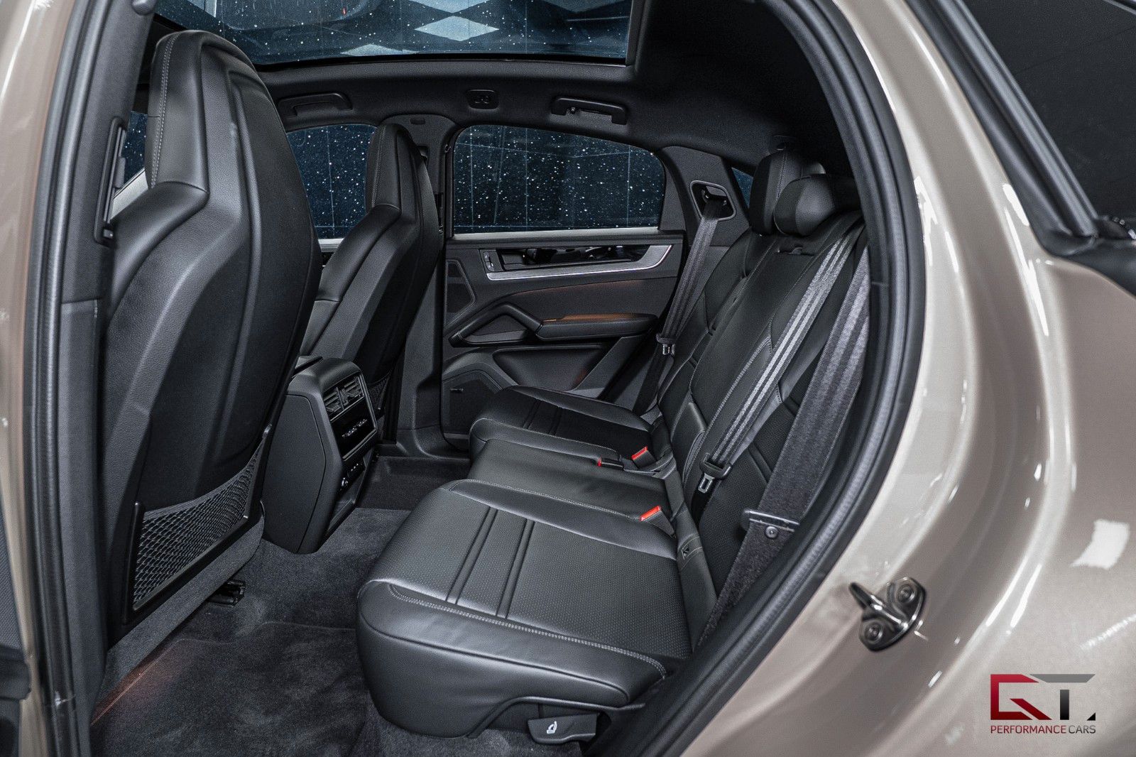 Porsche Cayenne E-Hyb Coupé 2025 SportDesign 75Years 22"