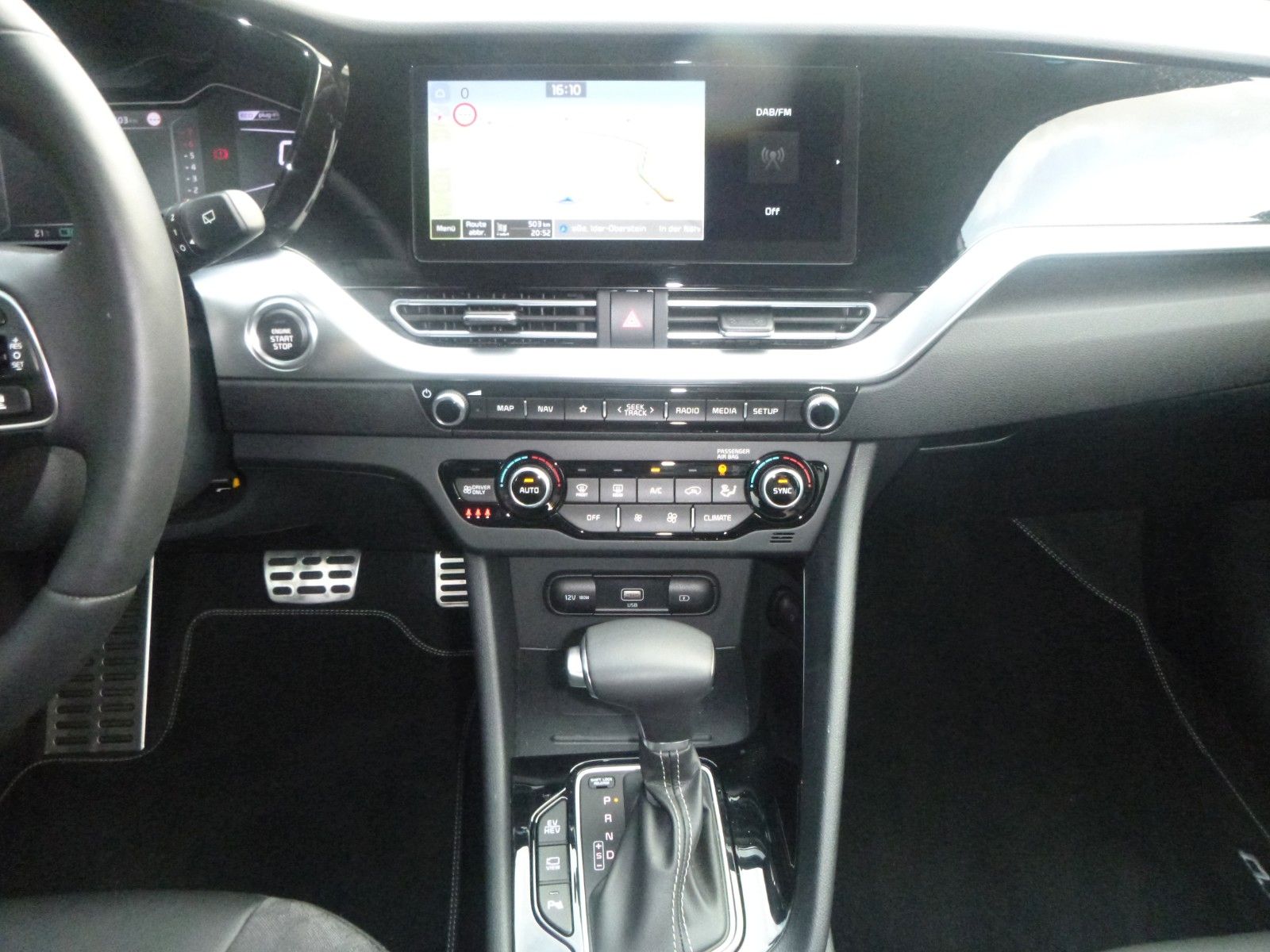 Kia Niro Spirit Plug-In-Hybrid - Samsaru's Car Outlet
