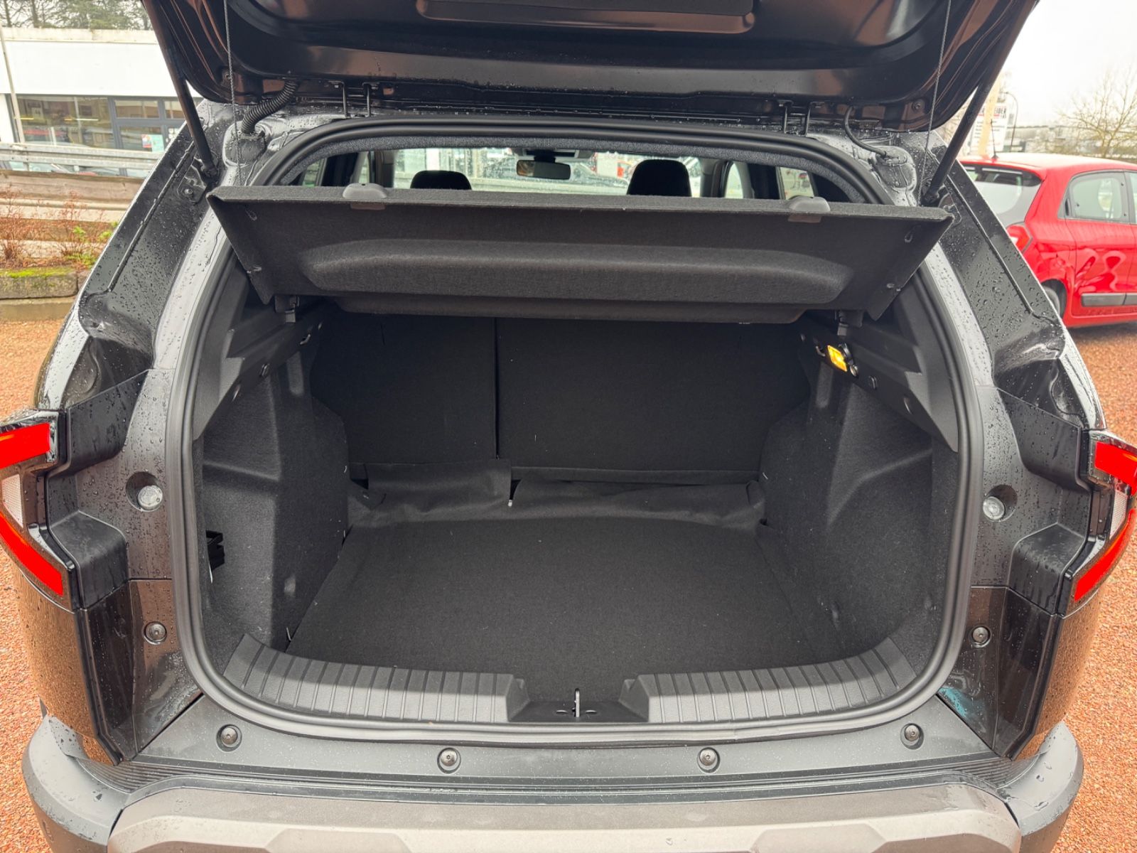 Dacia Neuer Duster Extreme TCE 130 - Samsaru's Car Outlet