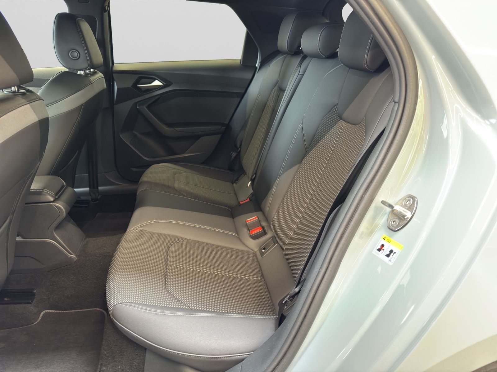 Audi A1 Sportback 40 TFSI S line competition SONOS Na
