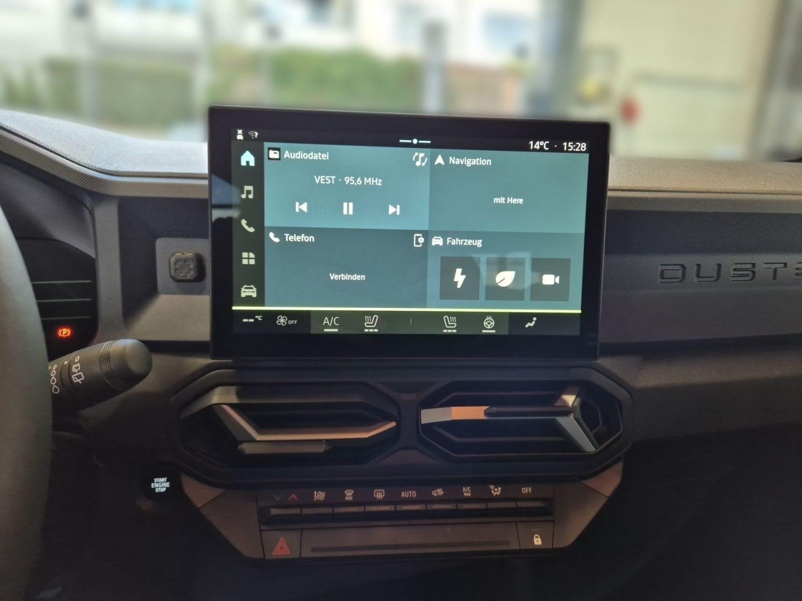 Dacia Duster III Hybrid 140 Journey - Samsaru's Car Outlet