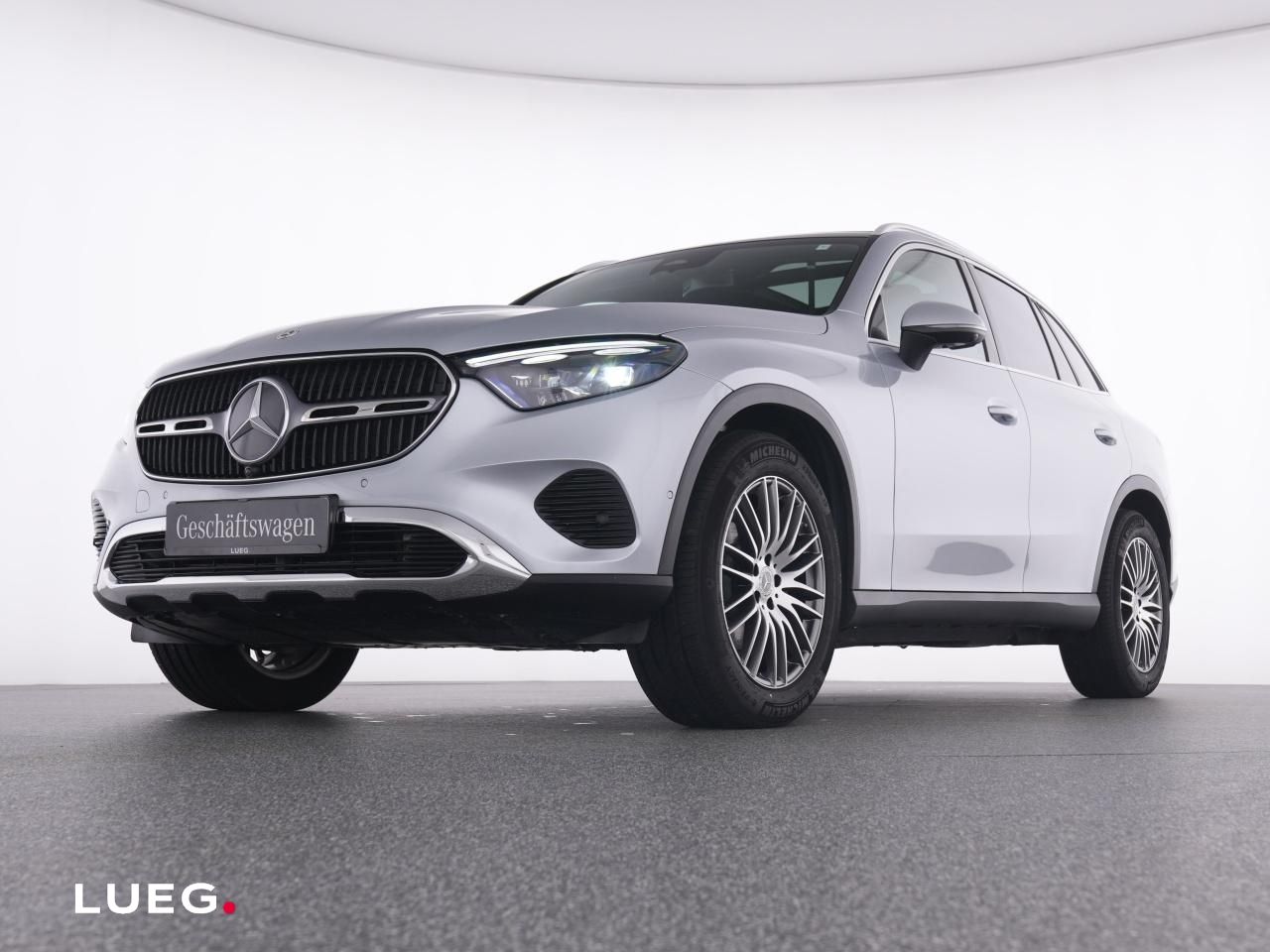 Mercedes-Benz GLC 220 d 4M AVANTGARDE+19''+PANO+AHK+DIG.LIGHT+