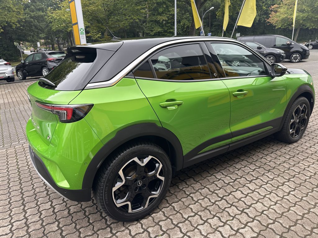 Opel Mokka-e Ultimate - Samsaru's Car Outlet