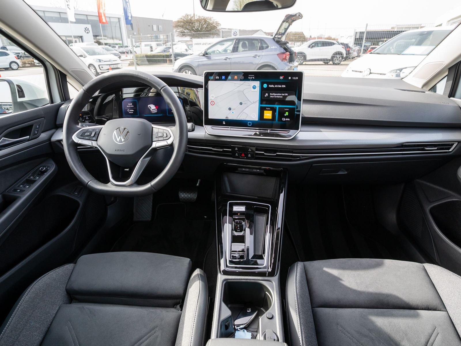 Volkswagen Golf Style 1.5TSI eHybrid DSG Navi 360° HUD AHK