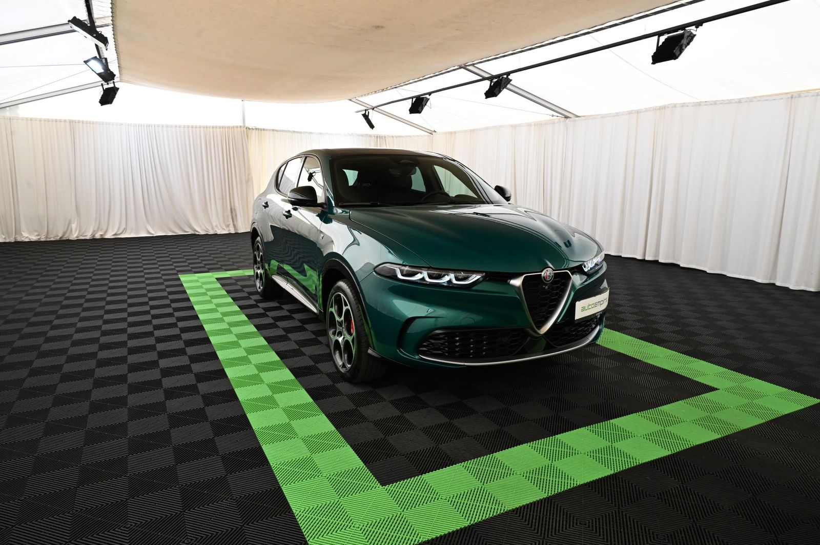 Alfa Romeo Tonale 1.3 PHEV 280 Q4 Ti LED/PANO/PREMIUM/19