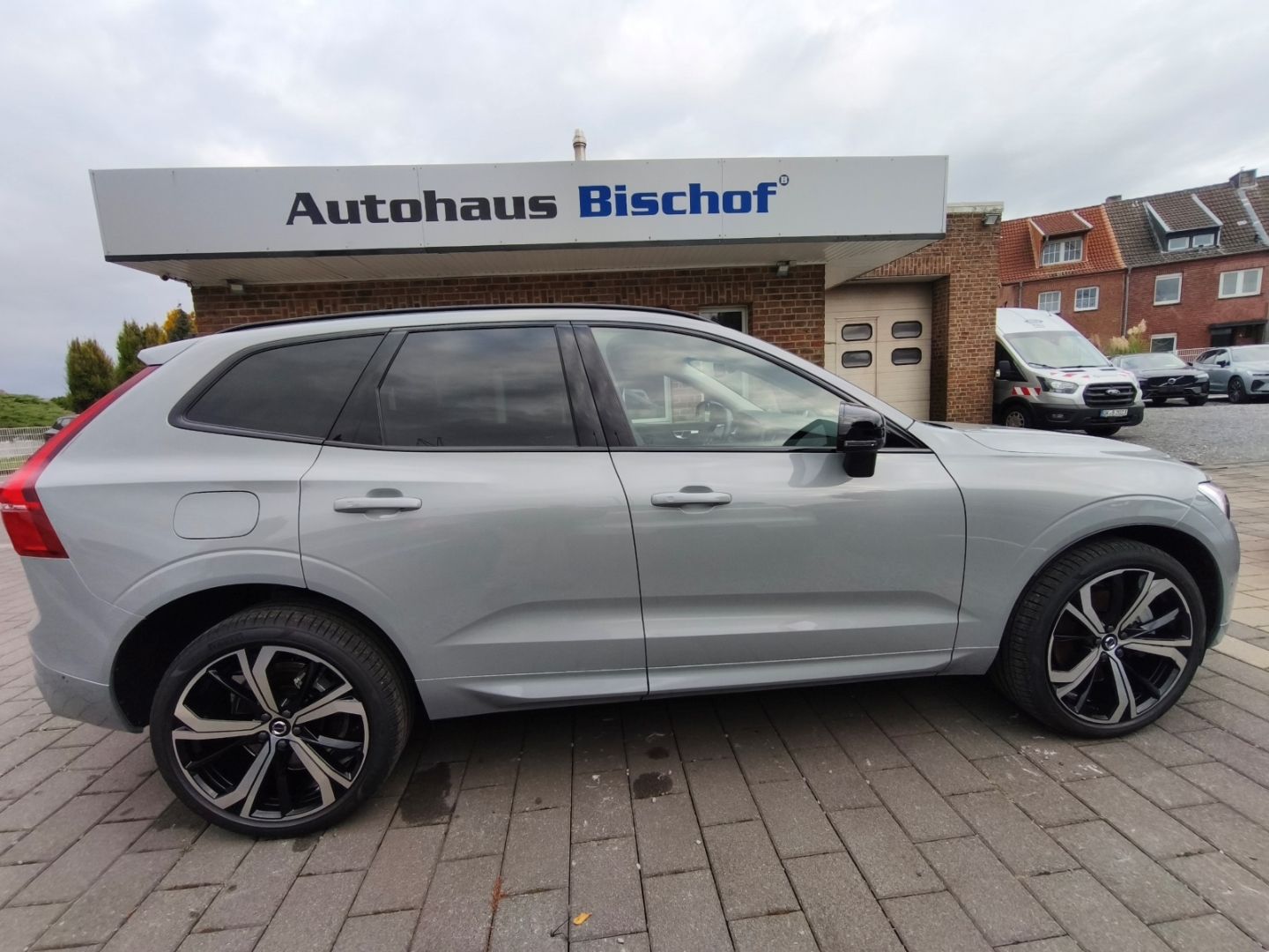 Volvo XC60 T8 Ultra Dark Recharge Plug-In Ultimate AWD