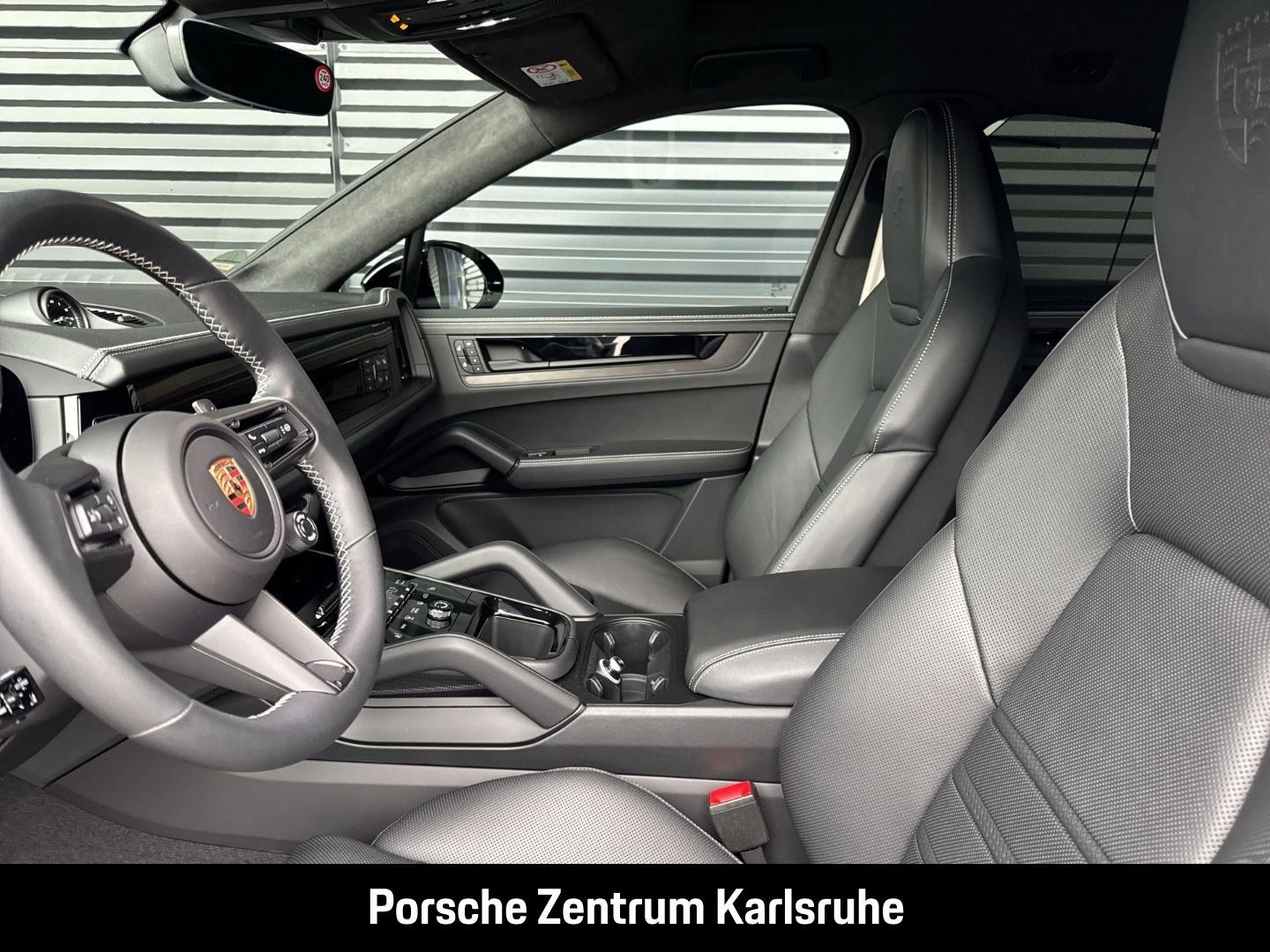 Porsche Cayenne E-Hybrid Coupe Black Edition Clubleder