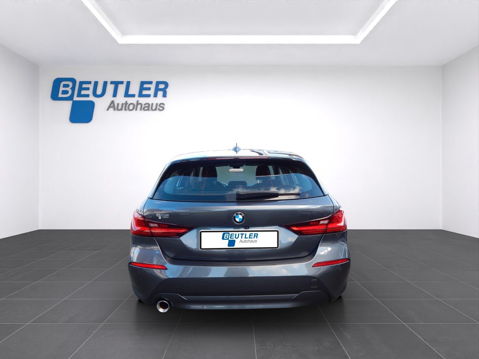 BMW 118iA Advantage - Samsaru's Car Outlet