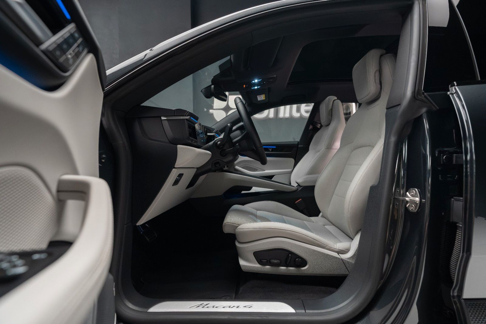Porsche Macan Electric 4