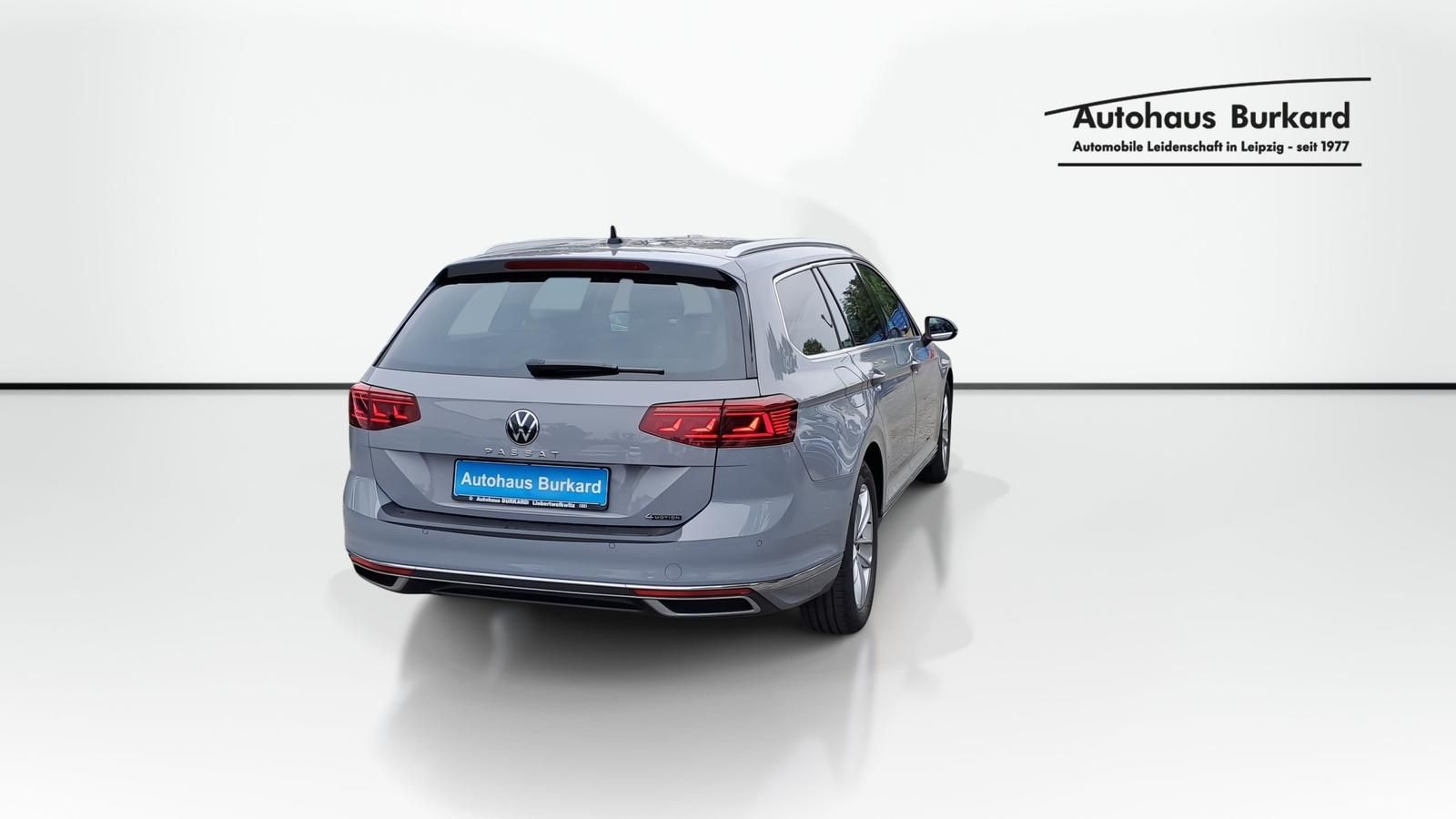 Volkswagen Passat Elegance 2.0 TDI+200PS+4M+Navi+RFK+Standh