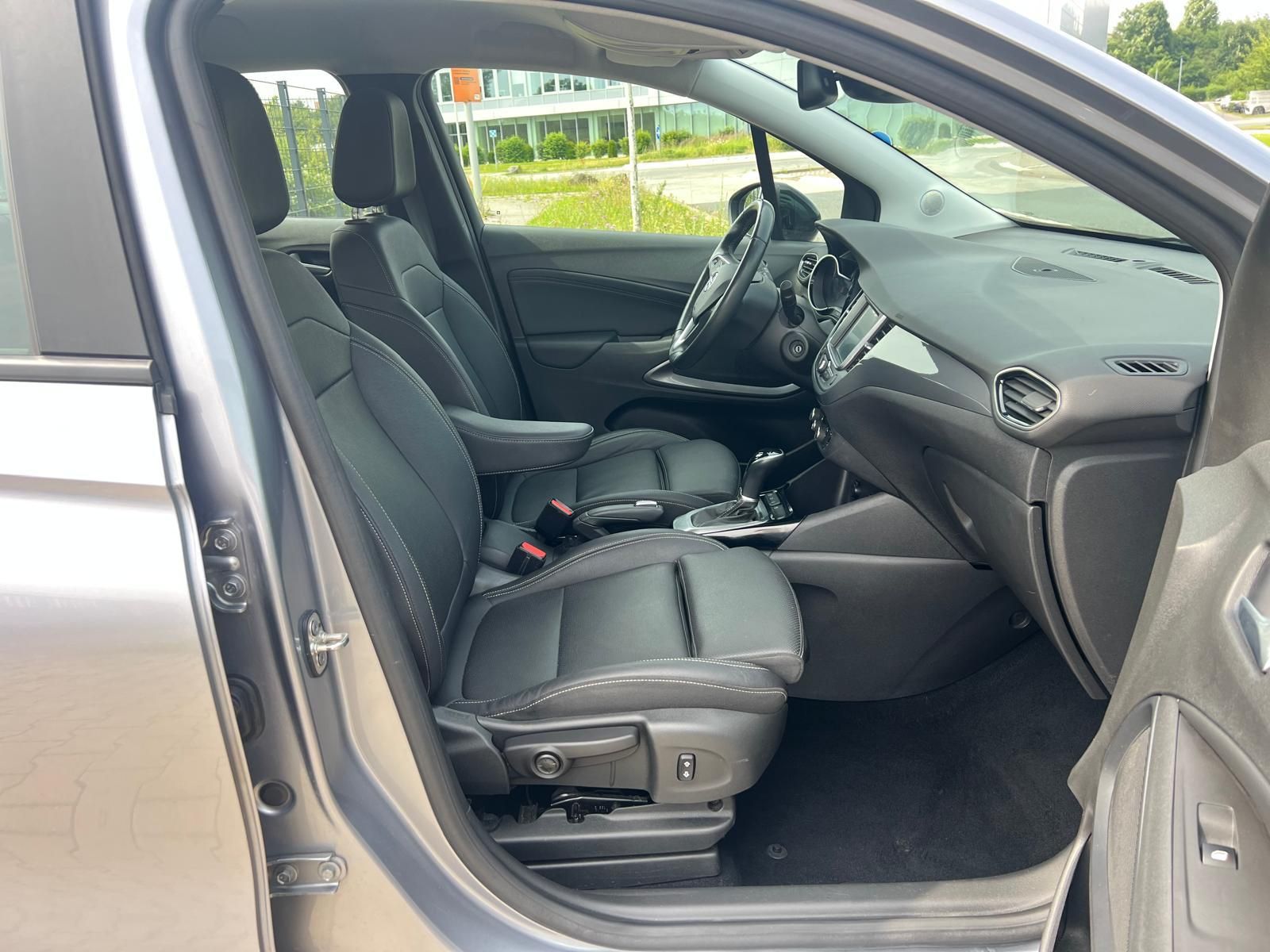 Opel Crossland 1.5 D Elegance Aut. - Samsaru's Car Outlet