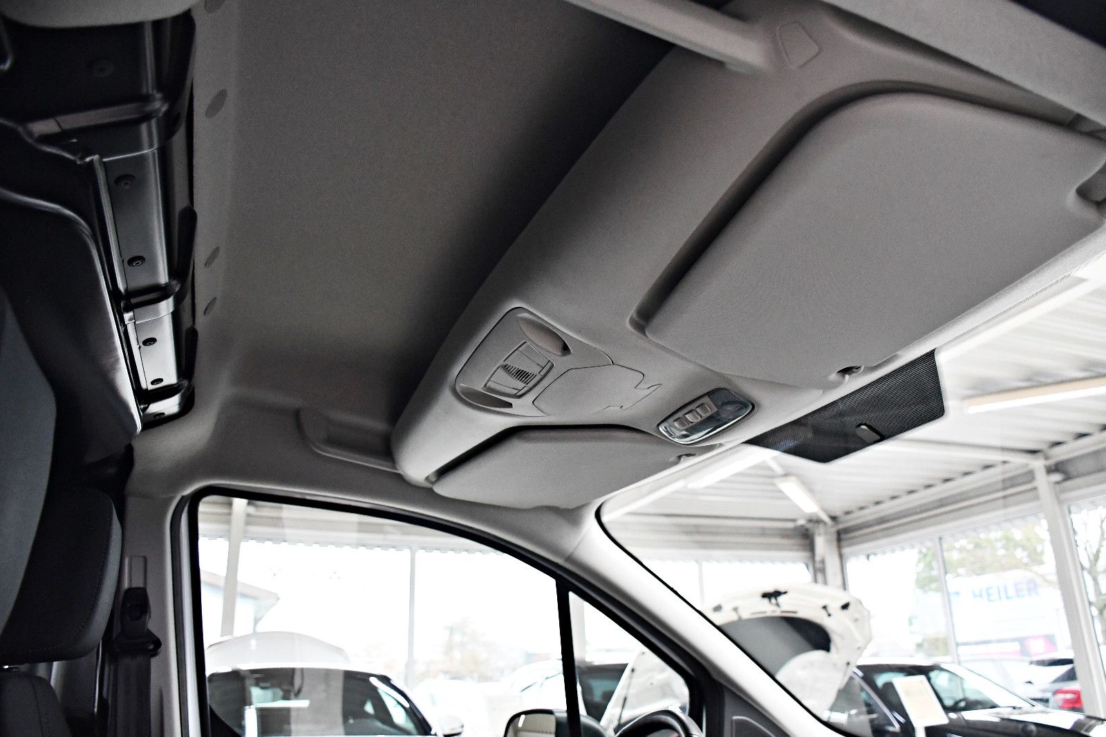Ford Transit Connect Kasten Trend - Samsaru's Car Outlet