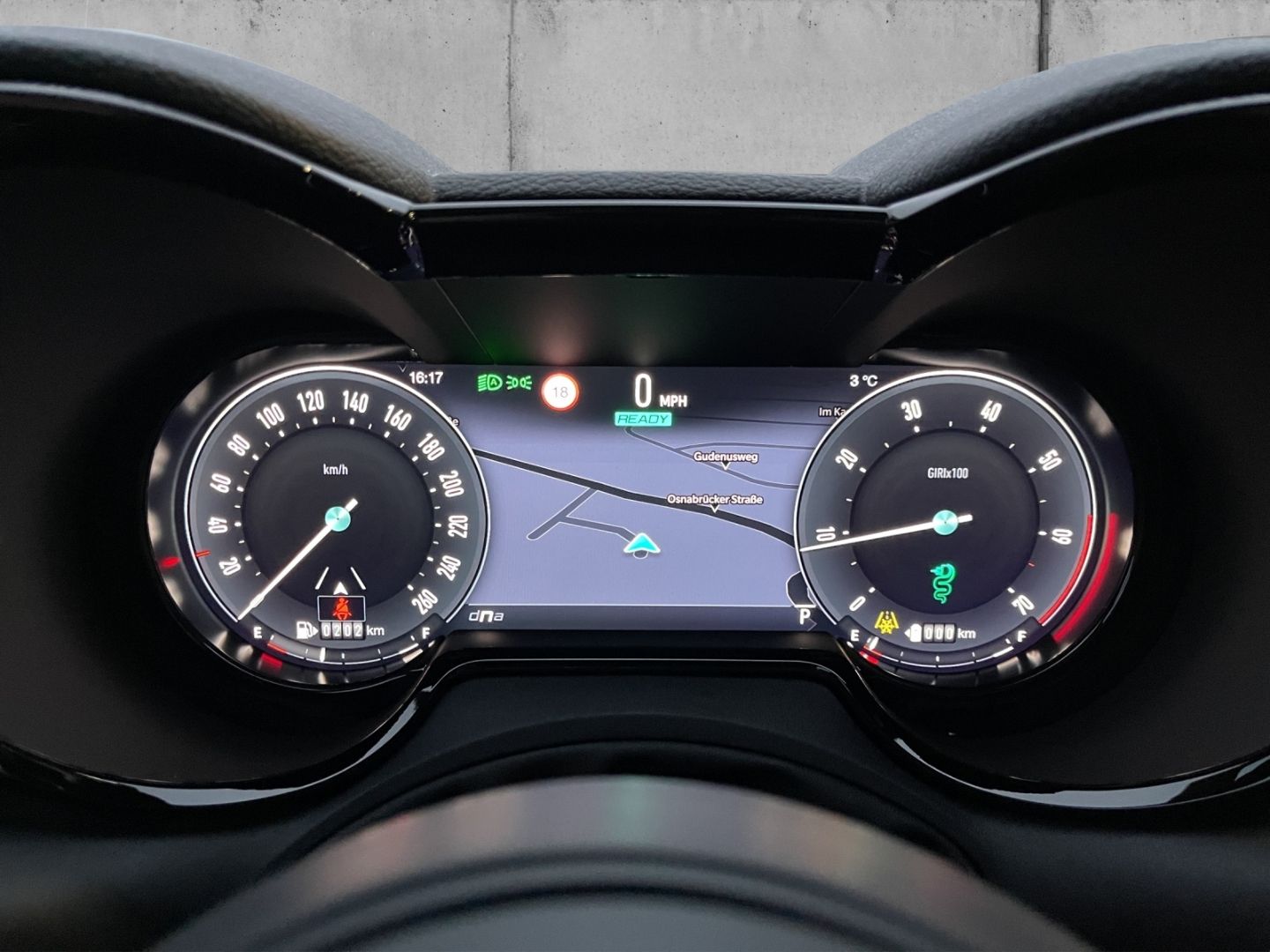 Alfa Romeo Tonale Tributo italiano PHEV PANORAMA+PDC+KAMERA
