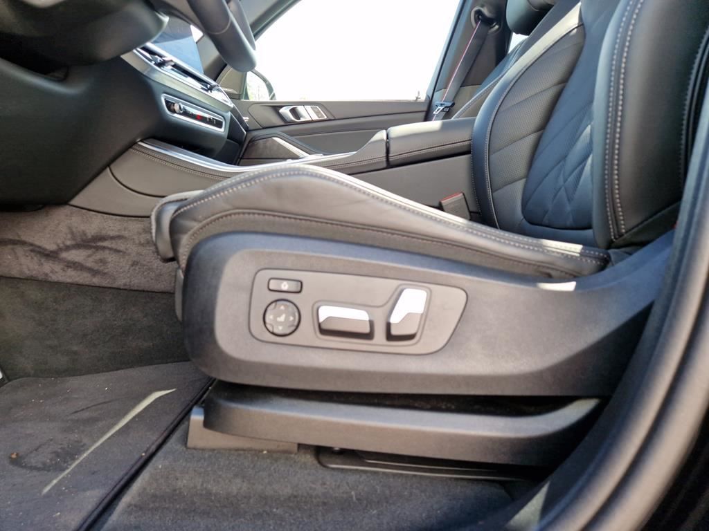BMW X5 xDrive30d M Sport Pro 7-Sitzer+AHK+Pano+Inno+