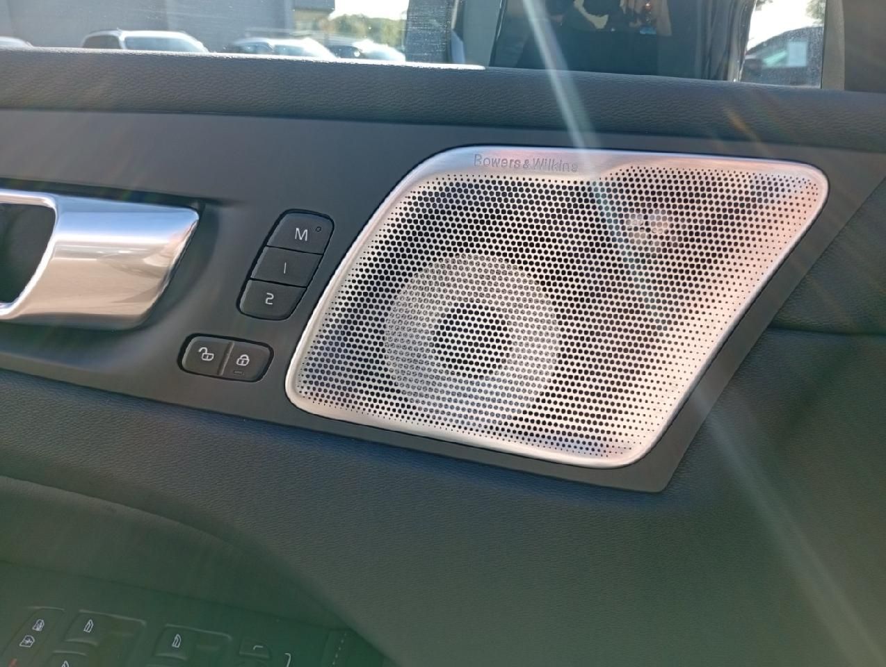 Volvo XC60 T8 Ultra Dark Plug-In Hybrid AWD/B&W/AHK