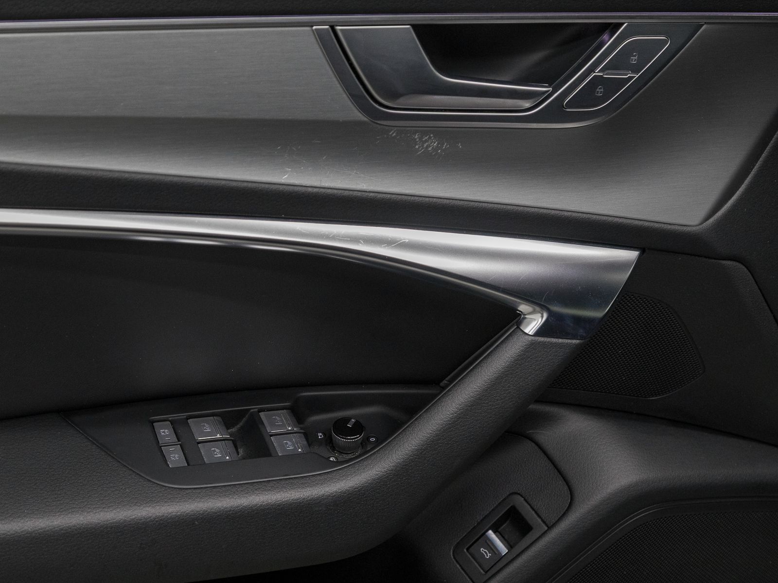Audi A6 45 TFSI Q S LINE - Samsaru's Car Outlet