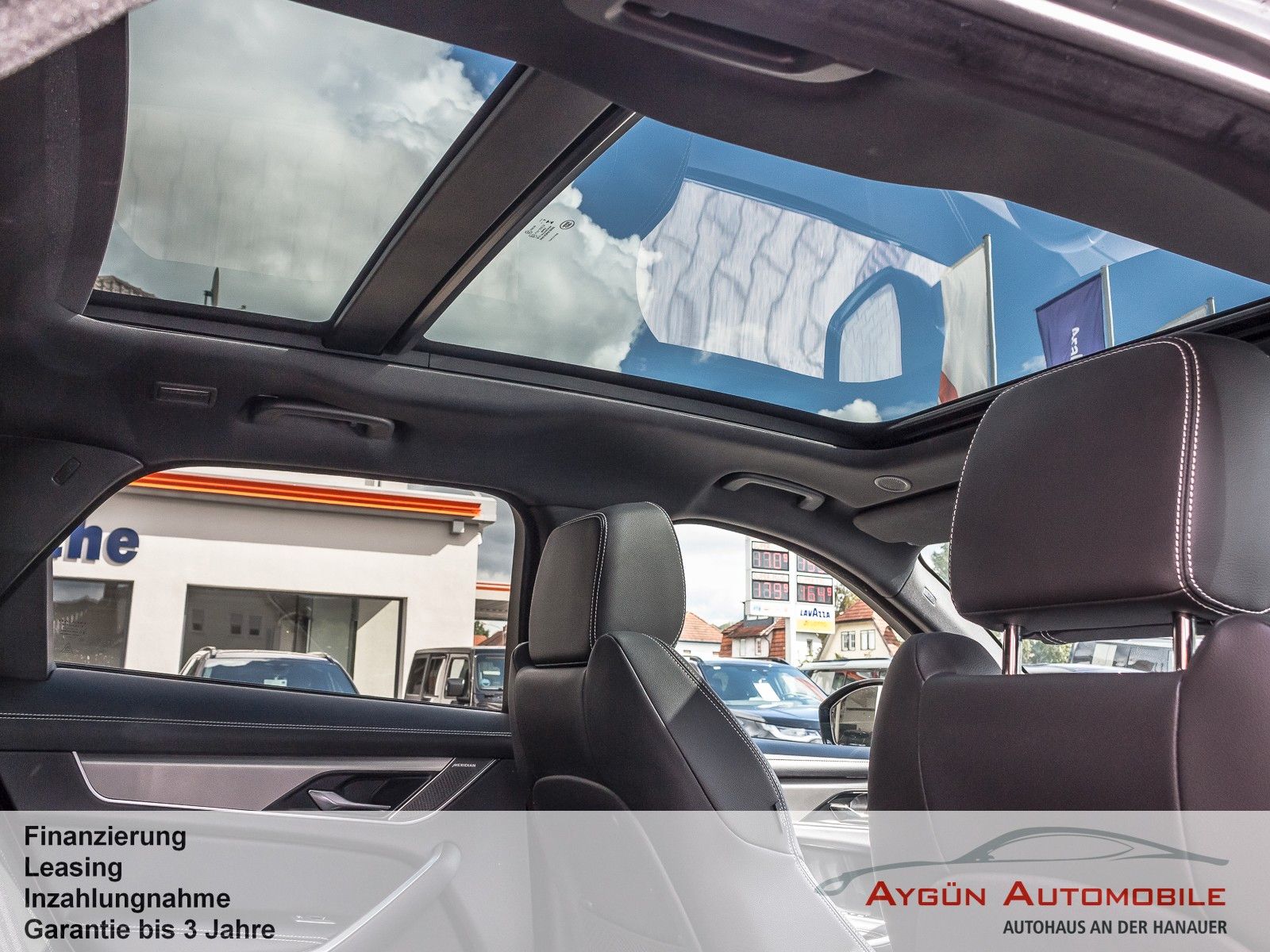 Jaguar F-PACE D300 R-Dynamic SE*90th Edit*AHK*Pano*HUD*