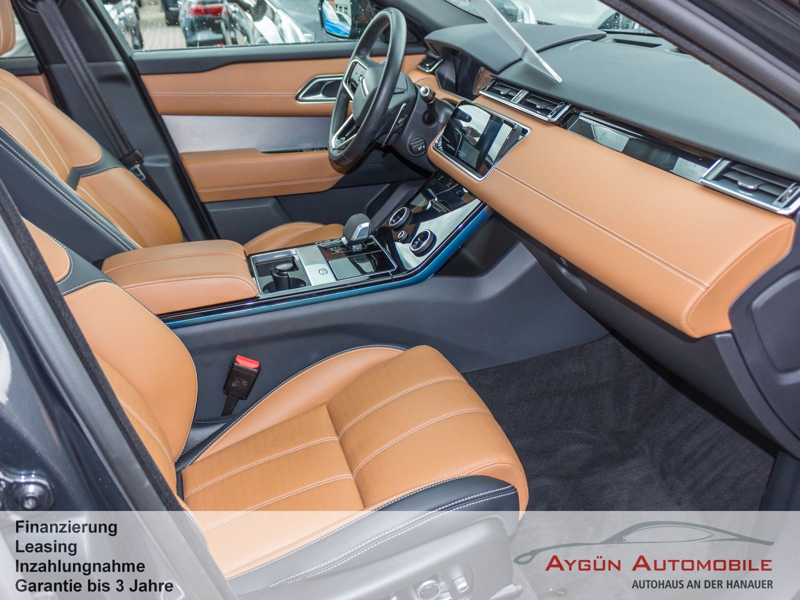 Range Rover Velar P400e R-Dynamic - Samsaru's Car Outlet