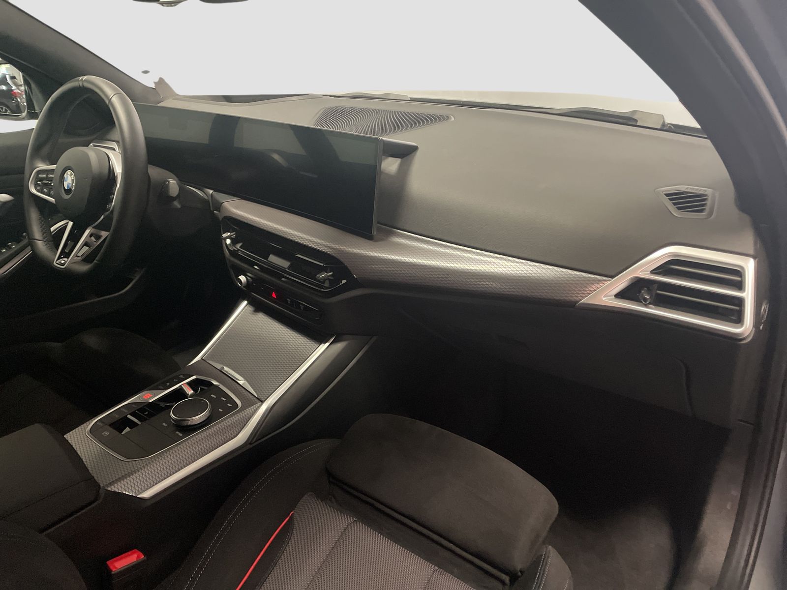 BMW 320i xDrive Limousine M Sport LiveCockpitProf