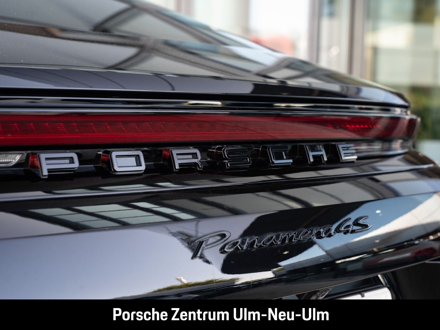 Porsche Panamera 4S E-Hybrid HA-Lenkung InnoDrive HUD