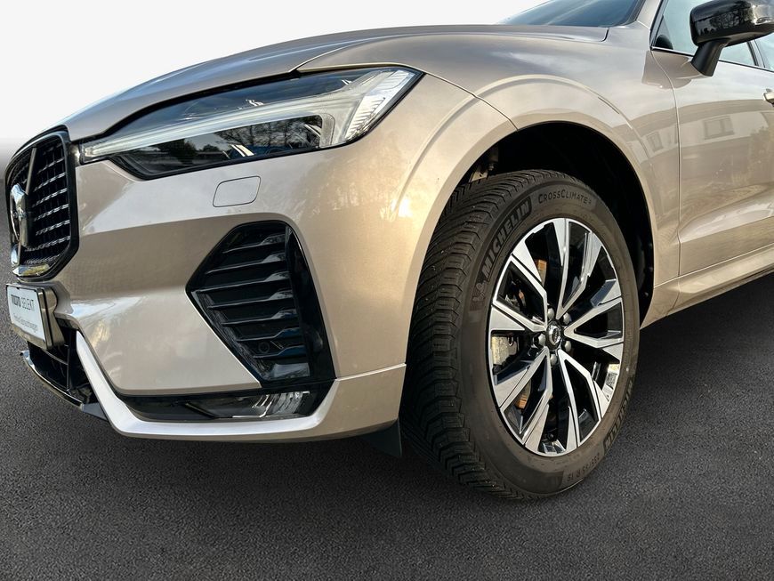 Volvo XC60 B5 B AWD Plus Dark