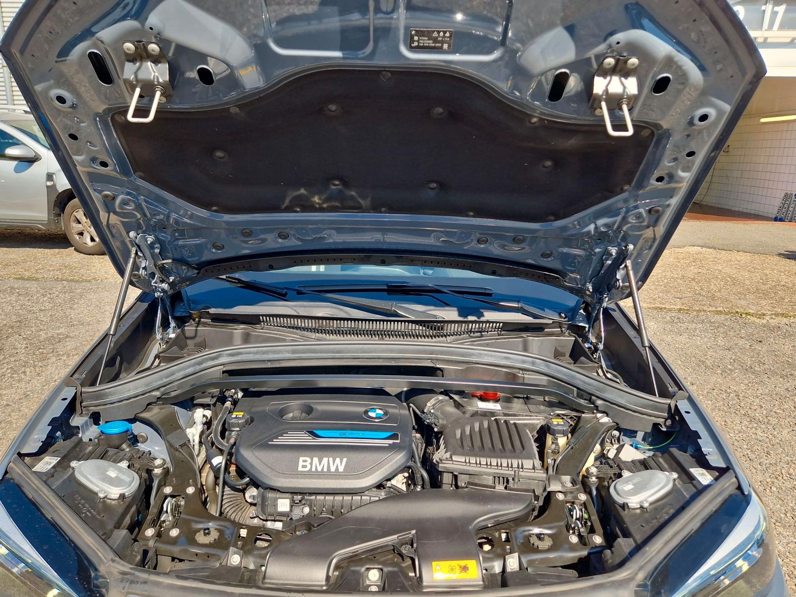 BMW X1 xDrive 25e M Sport - Samsaru's Car Outlet