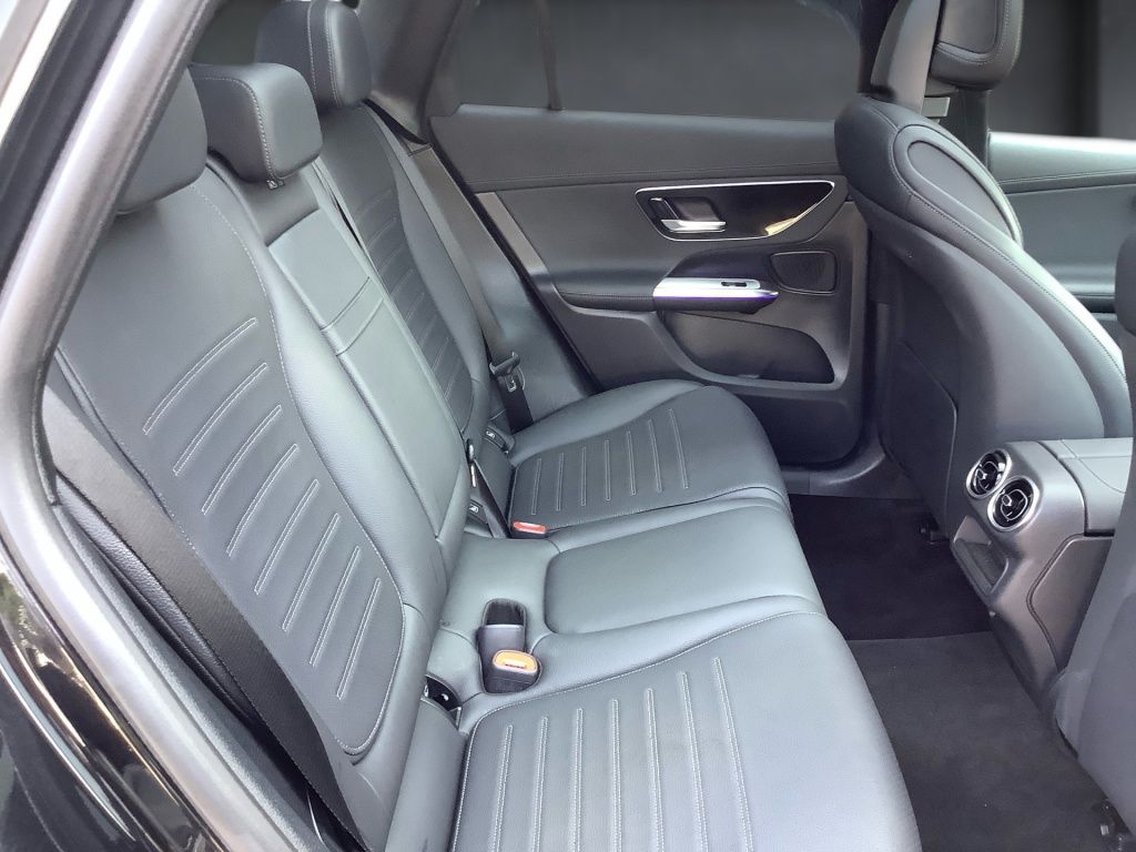 Mercedes-Benz GLC 220 d 4M AMG+KAM+LED+AMBI+TOTW+DIST+PANO+AHK