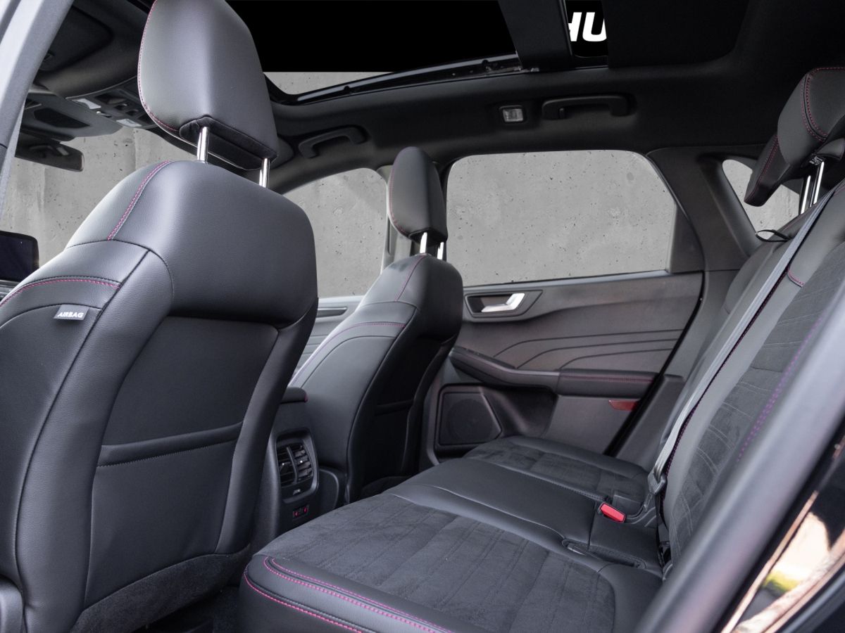 Ford Kuga ST-Line X - Samsaru's Car Outlet