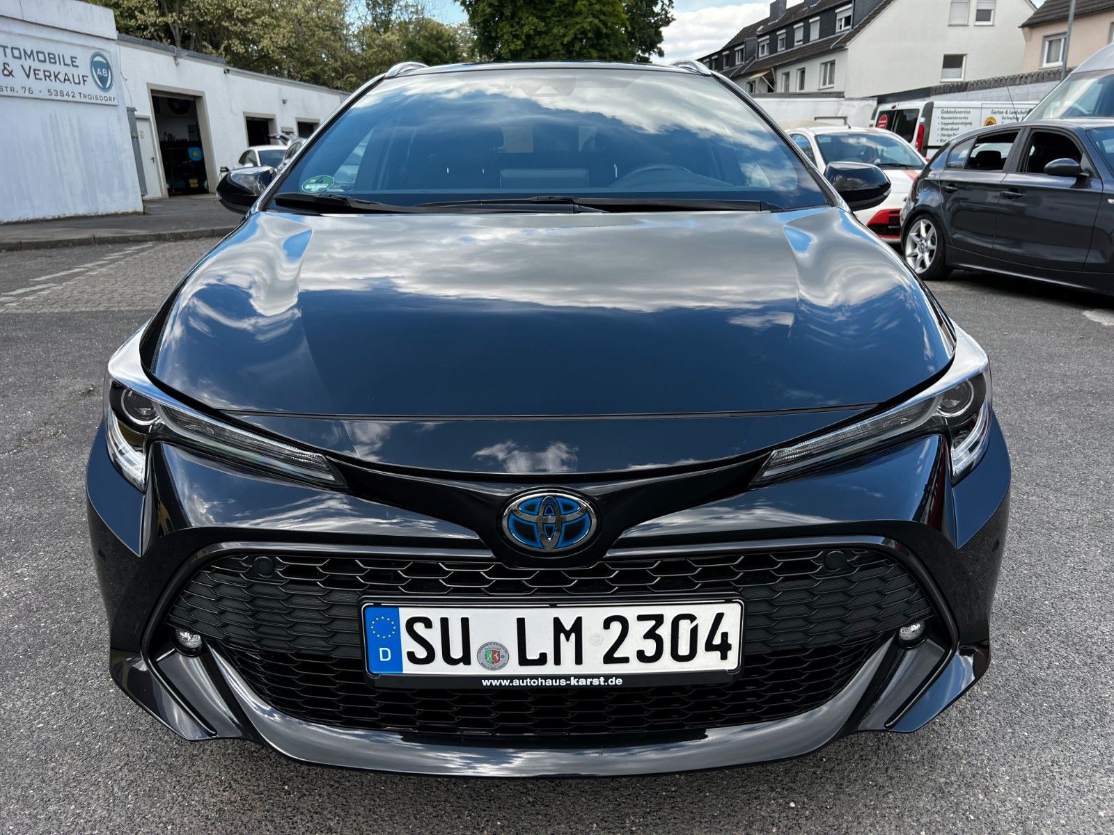 Toyota Corolla Touring Sports Hybrid Team D - Samsaru's Car Outlet