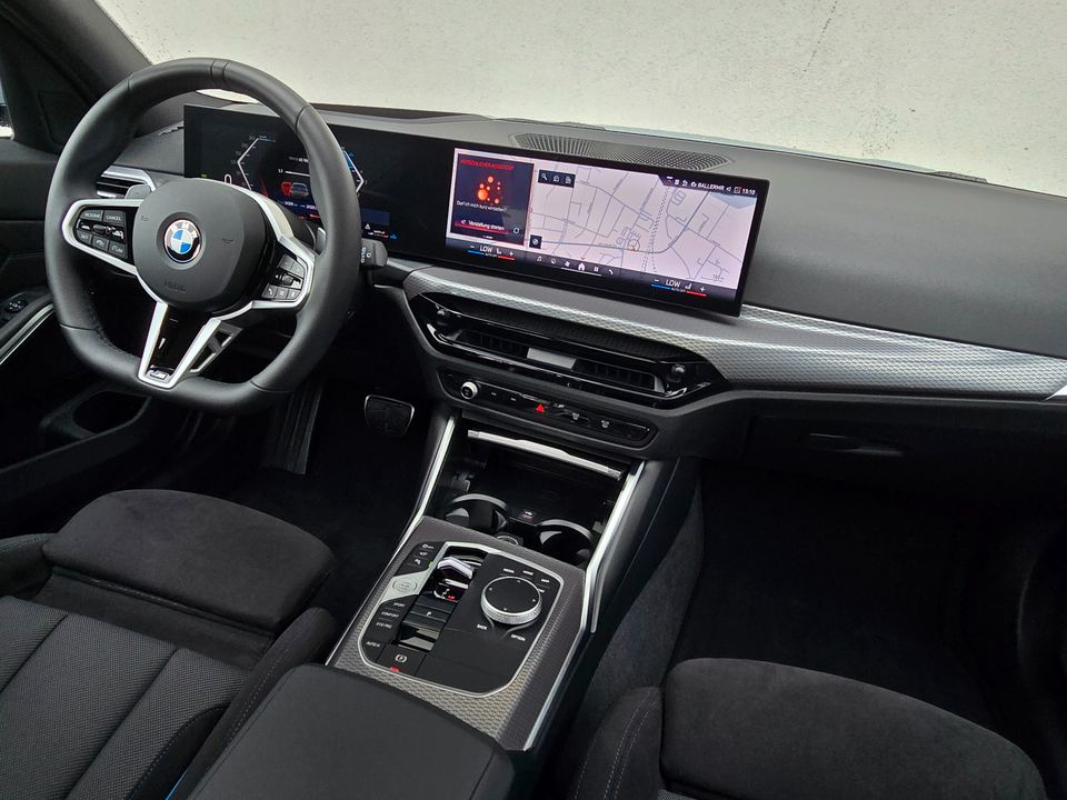 BMW 320d xDrive Touring M Sportpaket*Pano*HIFI*19"LM