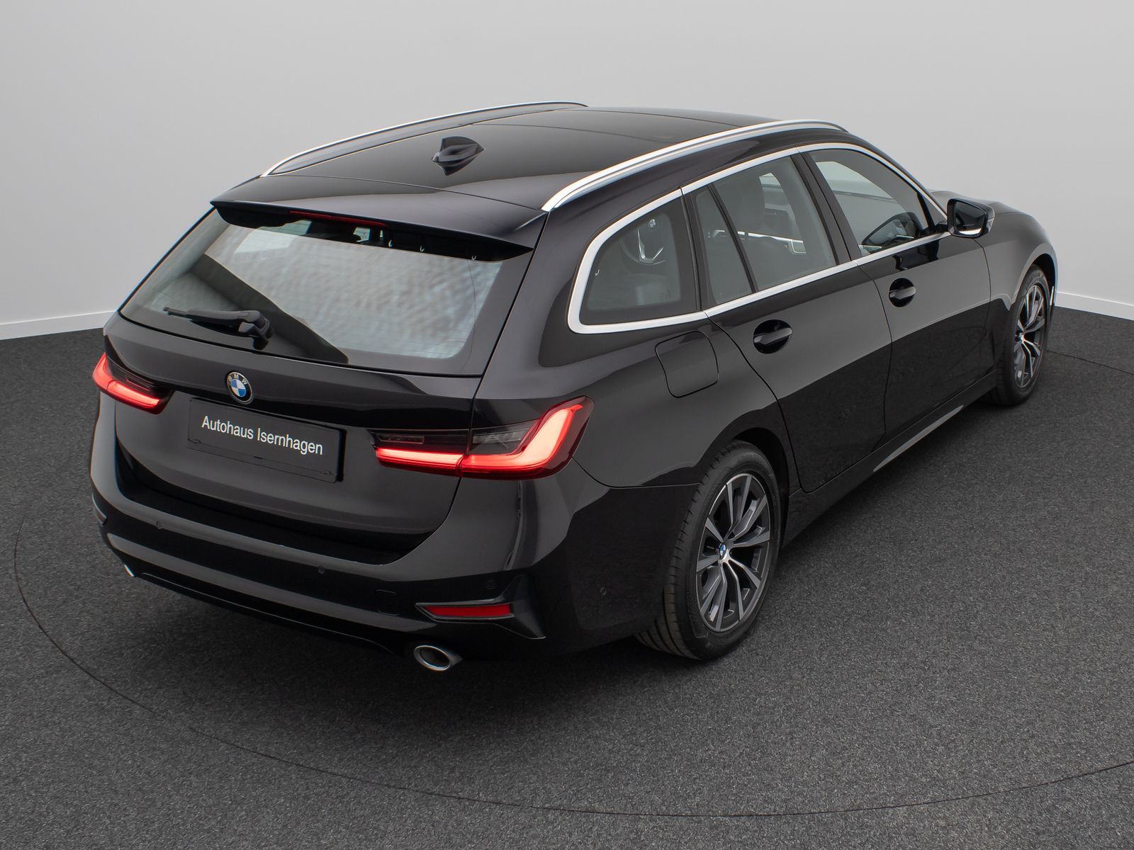 BMW 320d Sport Line - Samsaru's Car Outlet