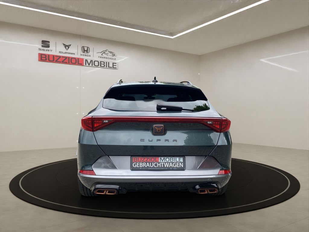Cupra Formentor VZ 1.4 e-Hybrid DSG - Samsaru's Car Outlet