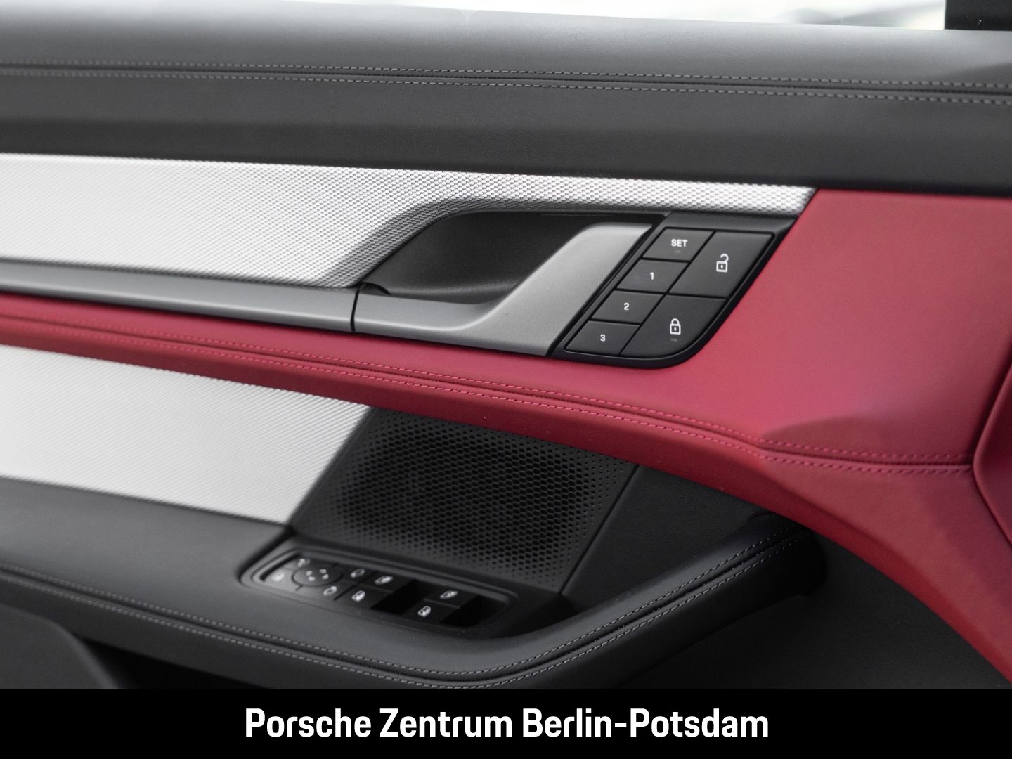 Porsche Taycan Turbo S BOSE Sport-Chrono Paket LED-Matri