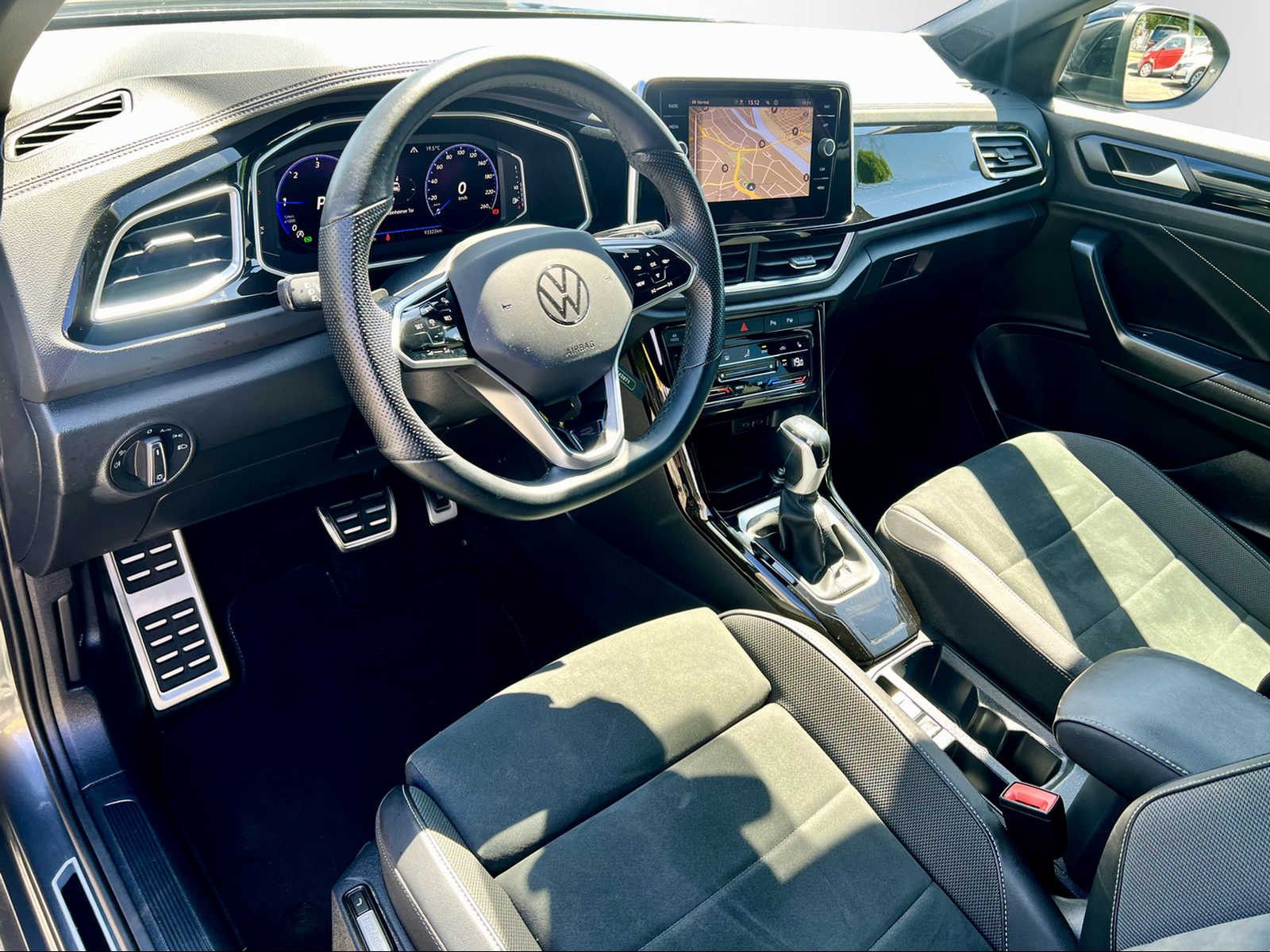 Volkswagen T-Roc R-Line - Samsaru's Car Outlet