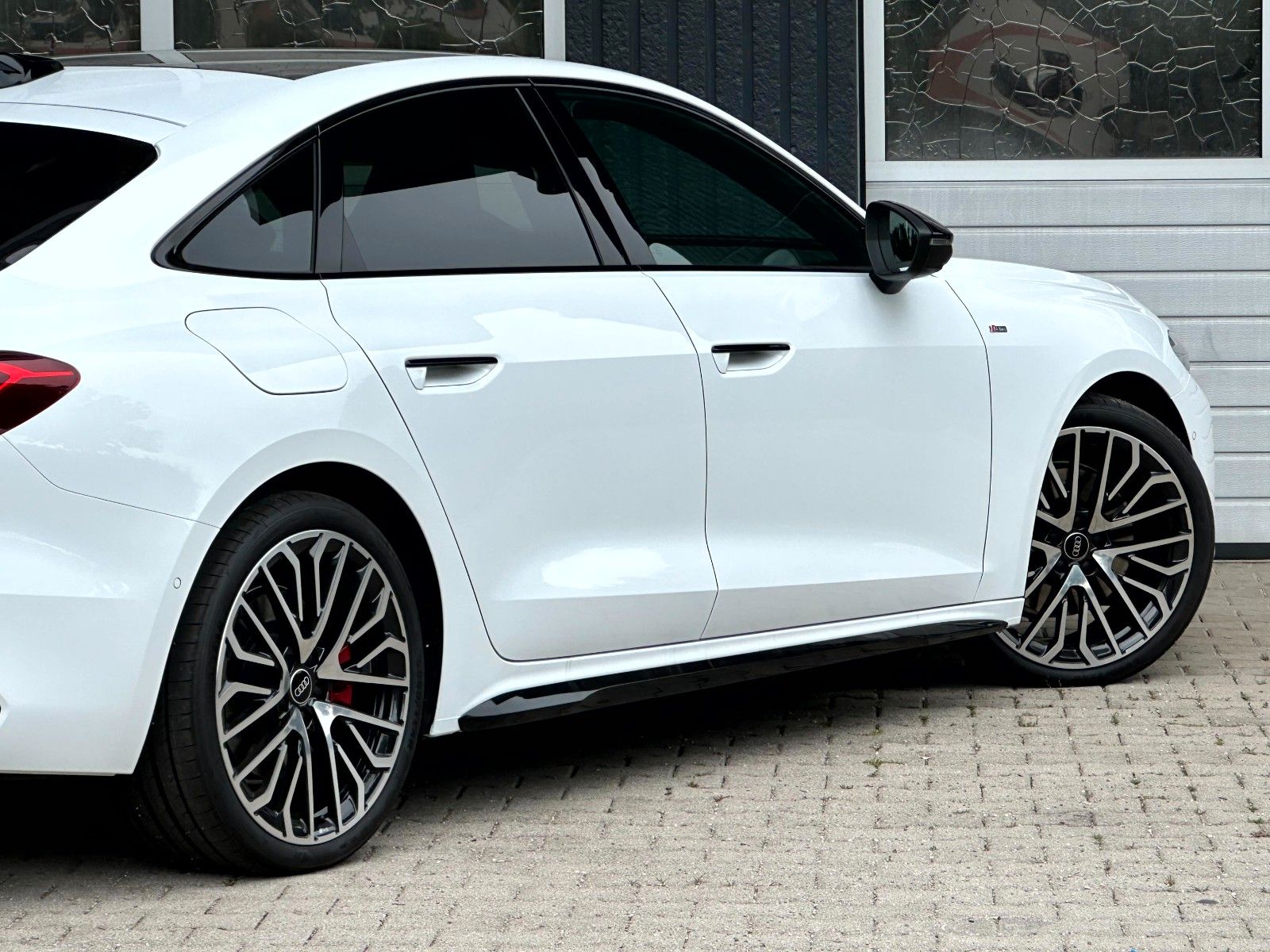 Audi A5 LIMOUSINE QUATTRO S-LINE B&Q DISPLAY AHK FULL