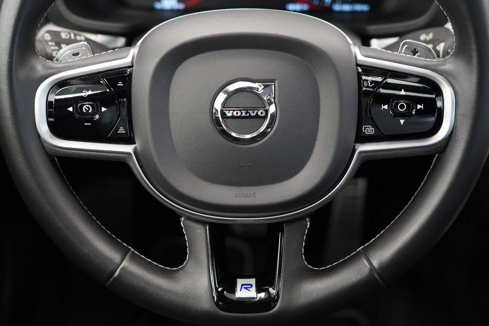 Volvo S60 Lim. T4 R-Design*HUD*PANO*StdHzg*360°K.*LED*
